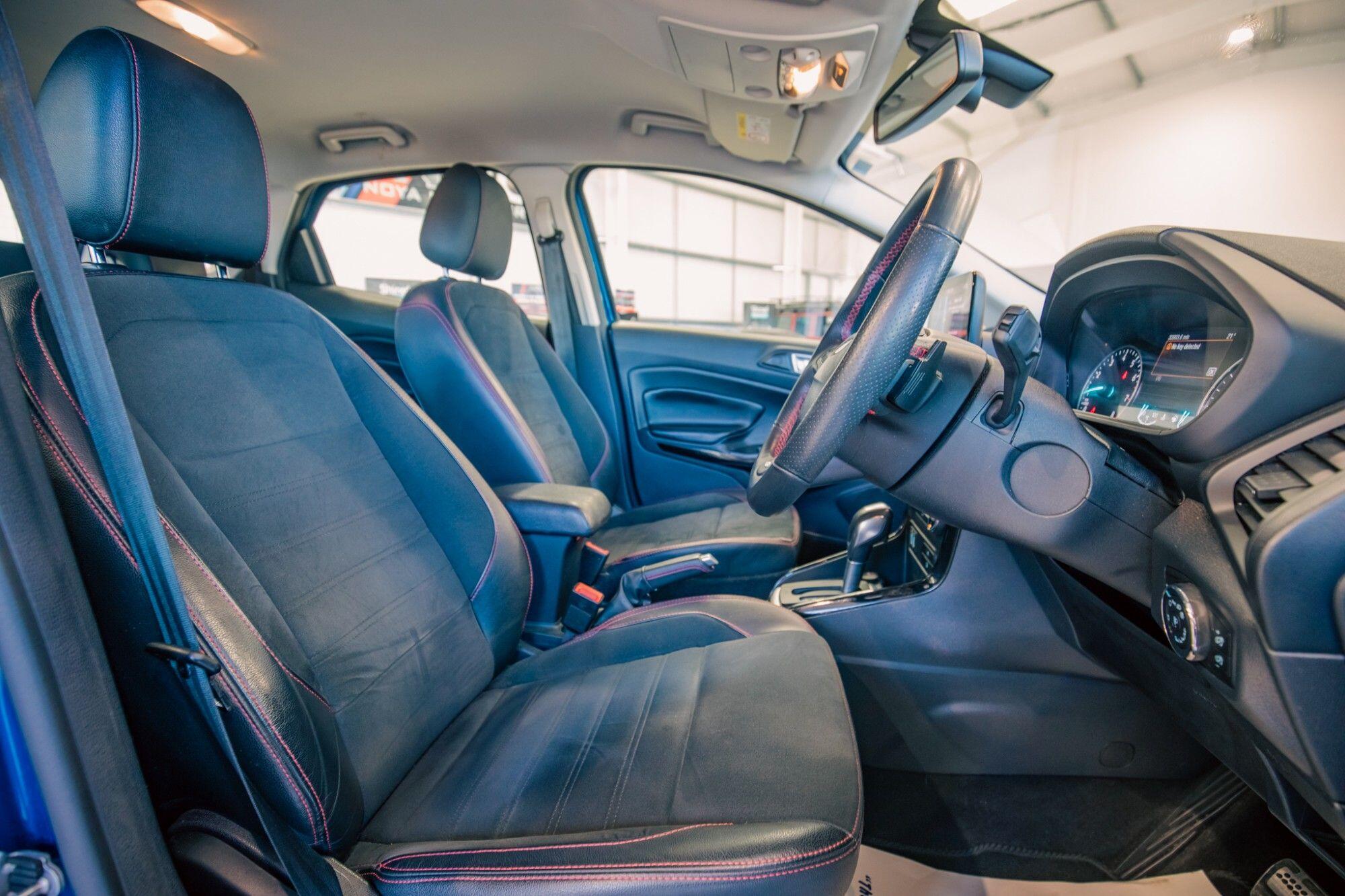 Ford Ecosport view 3