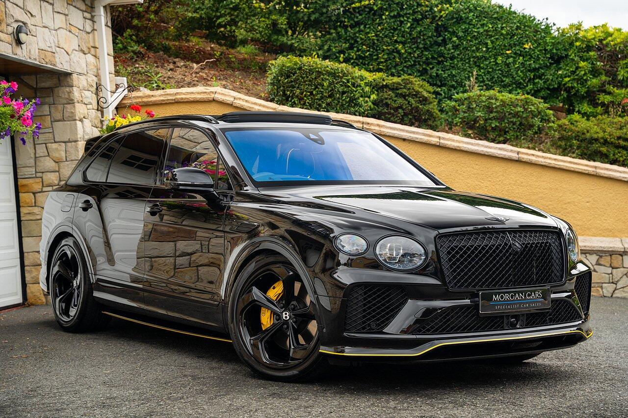 Bentley Bentayga view 24