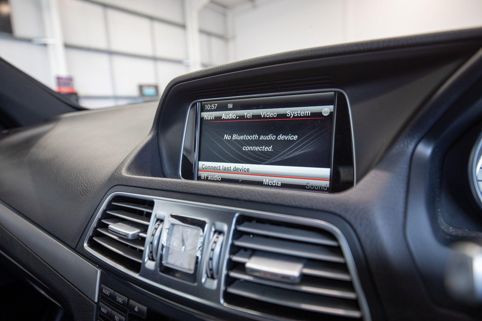Mercedes-Benz E-Class view 15