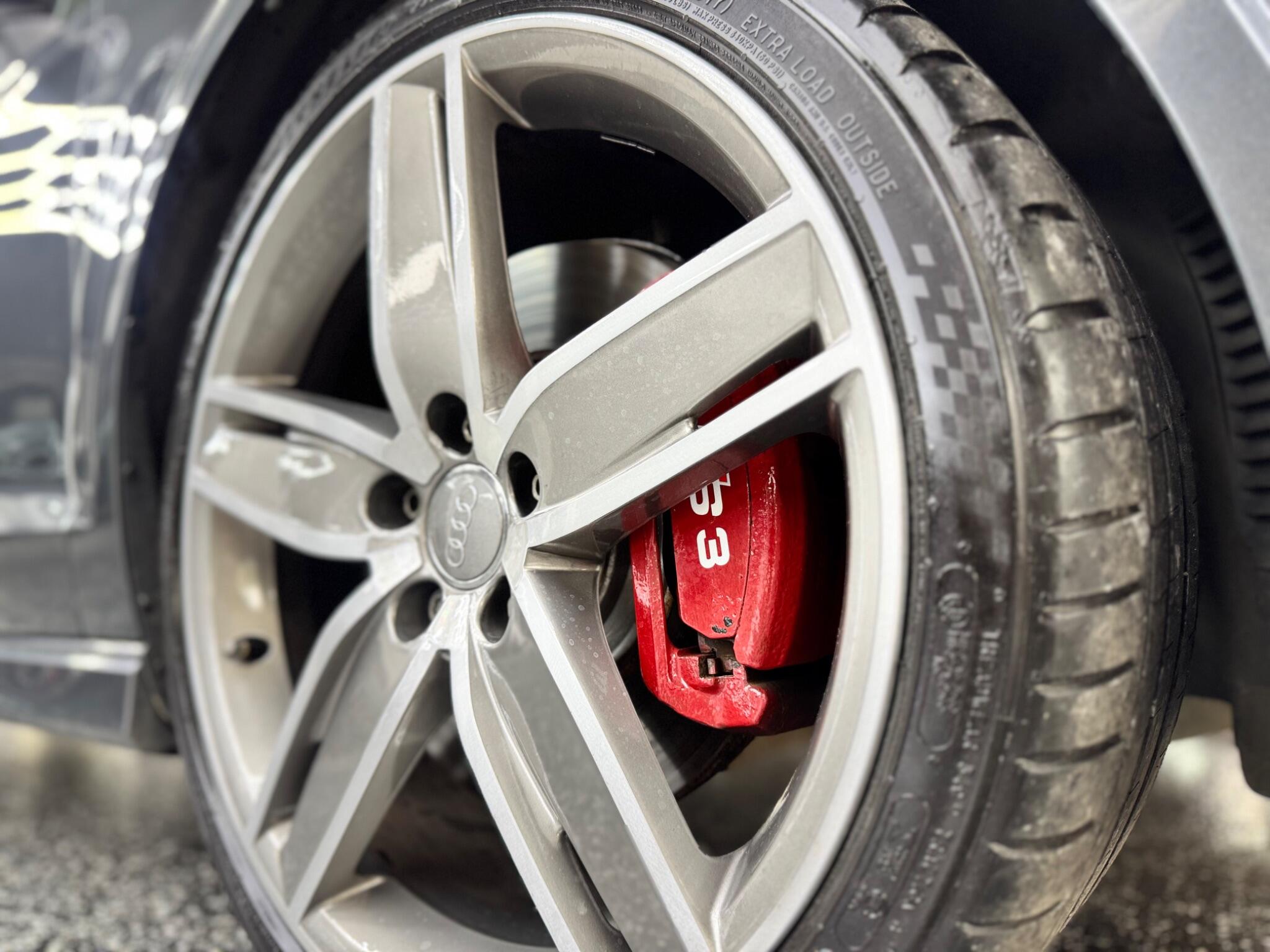 Audi S3 view 60