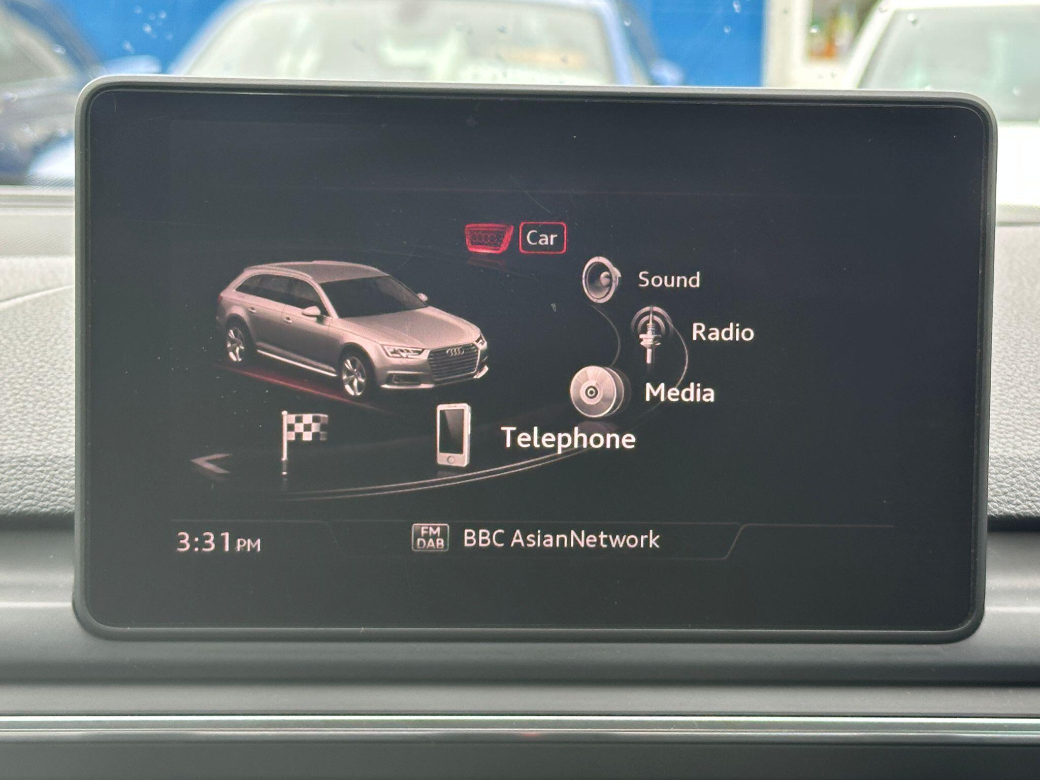 Audi A4 Avant view 19