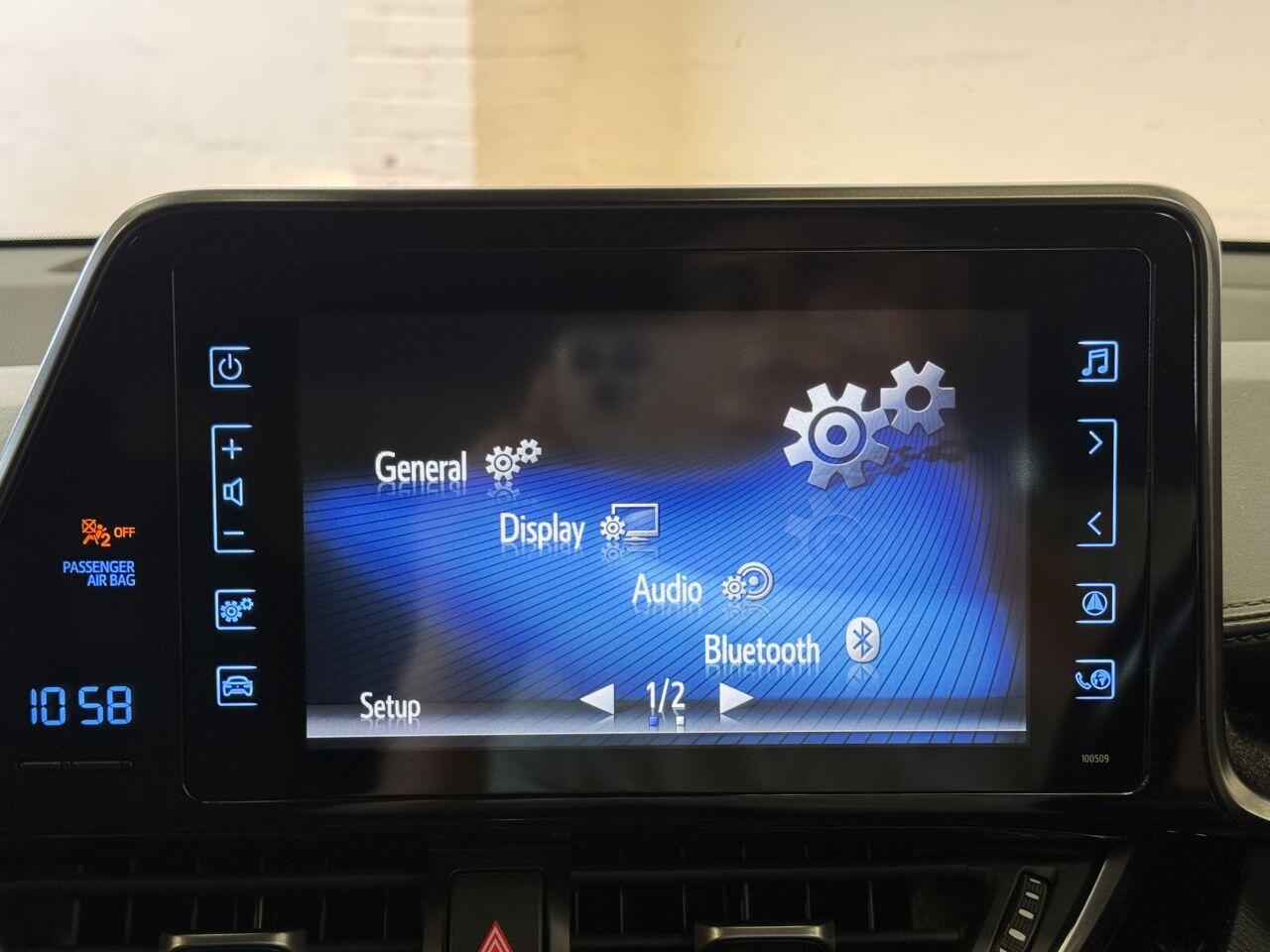 Toyota C-HR view 45