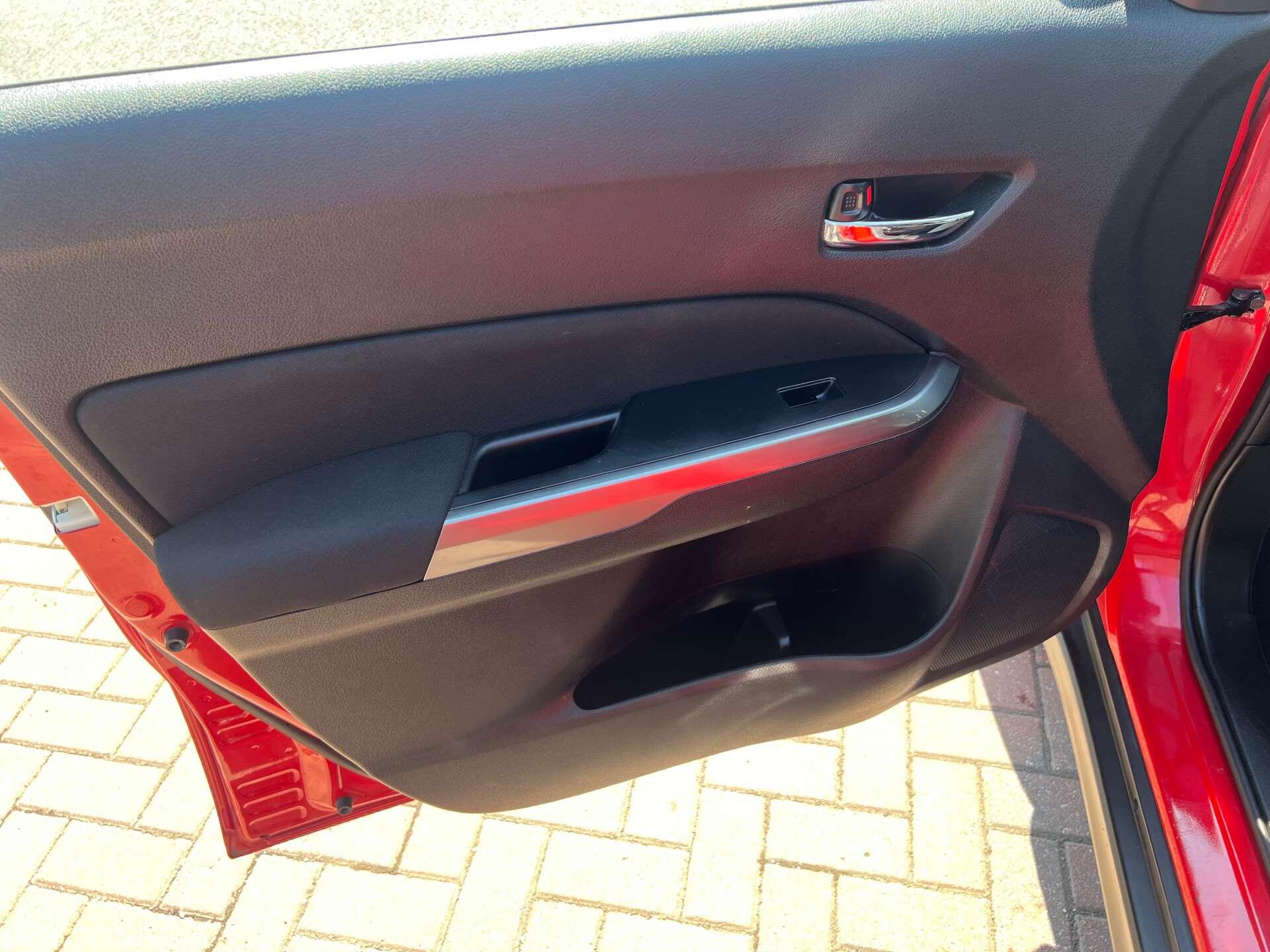 Suzuki Vitara view 43