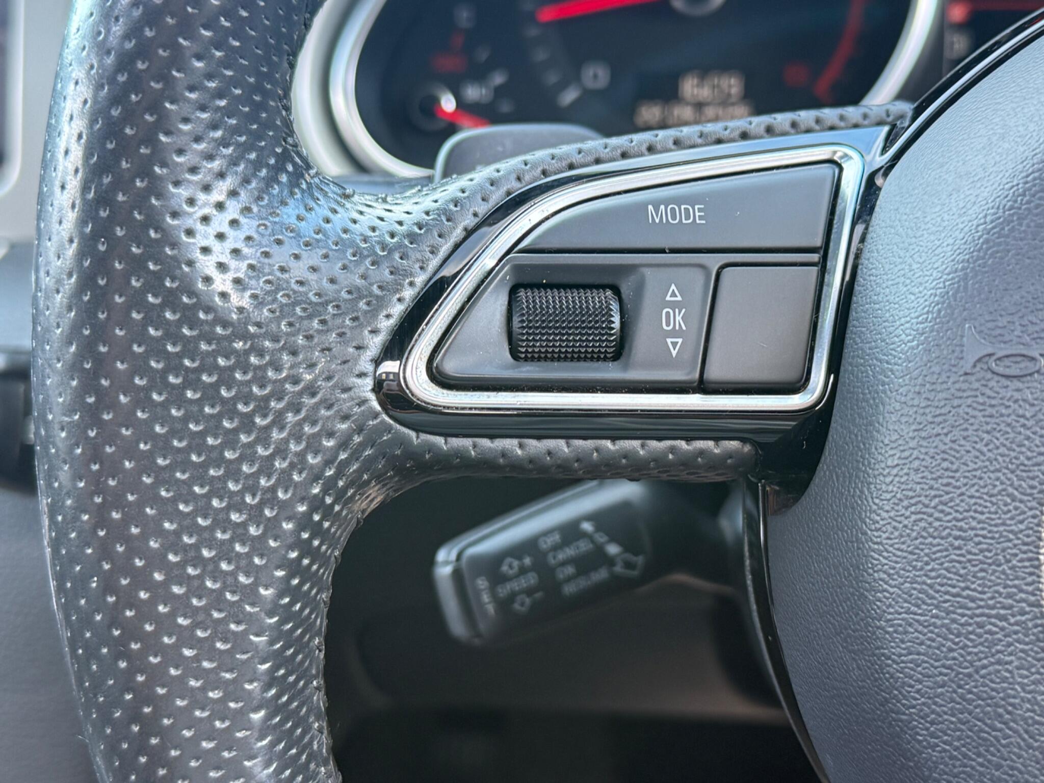 Audi Q7 view 22