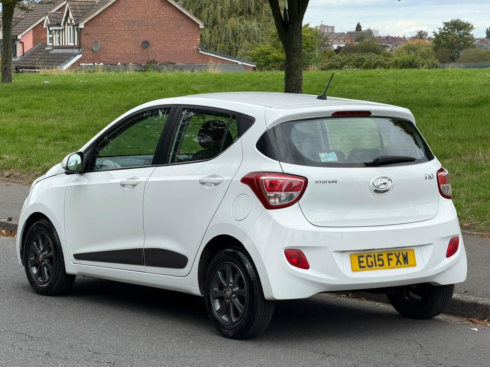 Hyundai i10 view 11