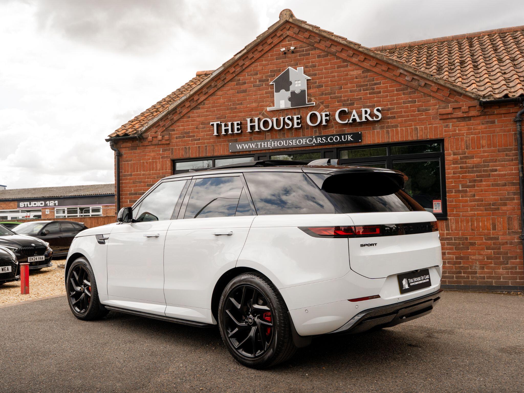 Land Rover Range Rover Sport view 11