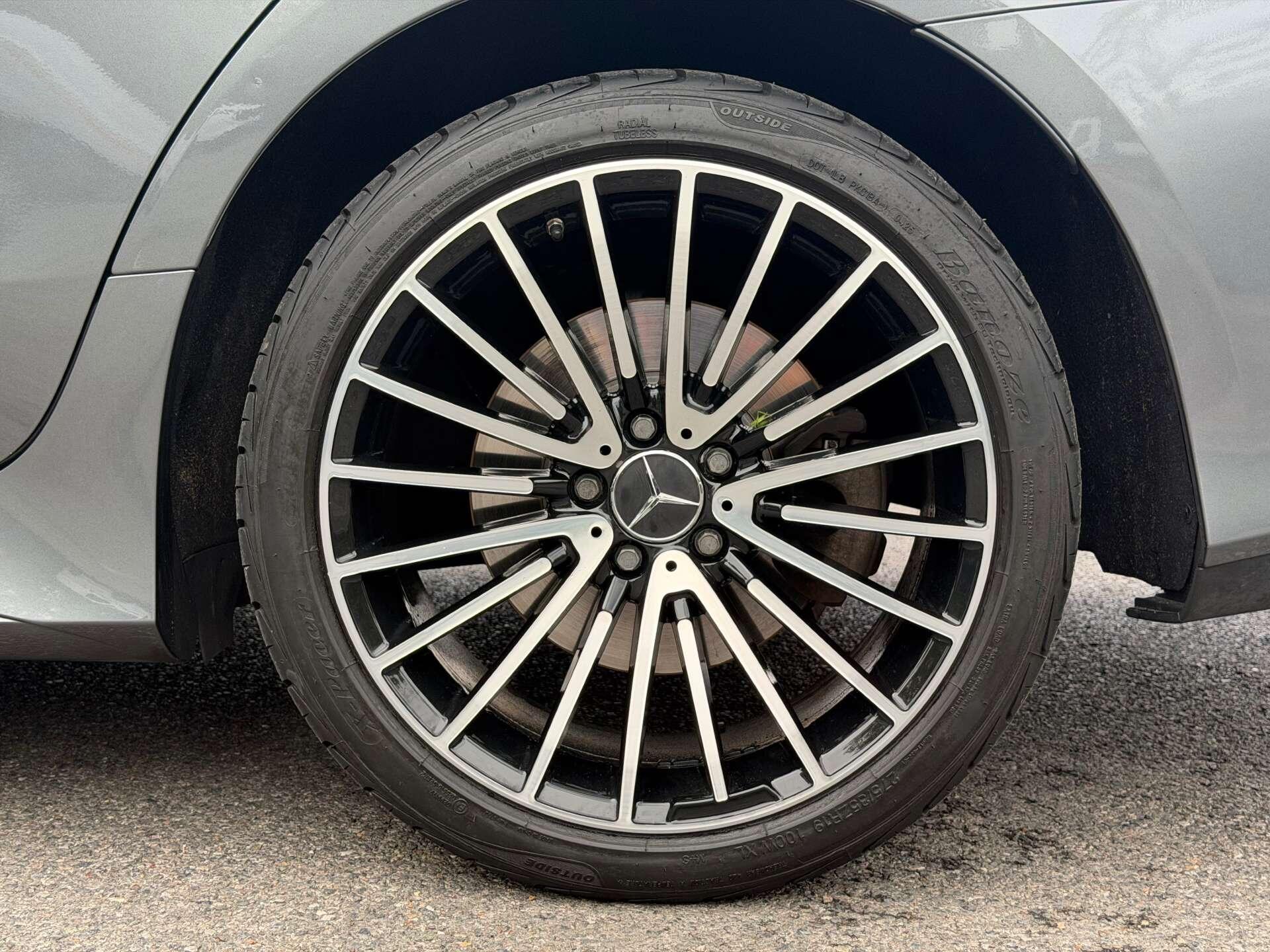 Mercedes-Benz CLS view 46