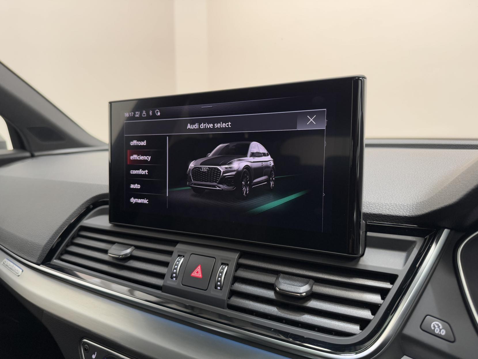 Audi Q5 view 31