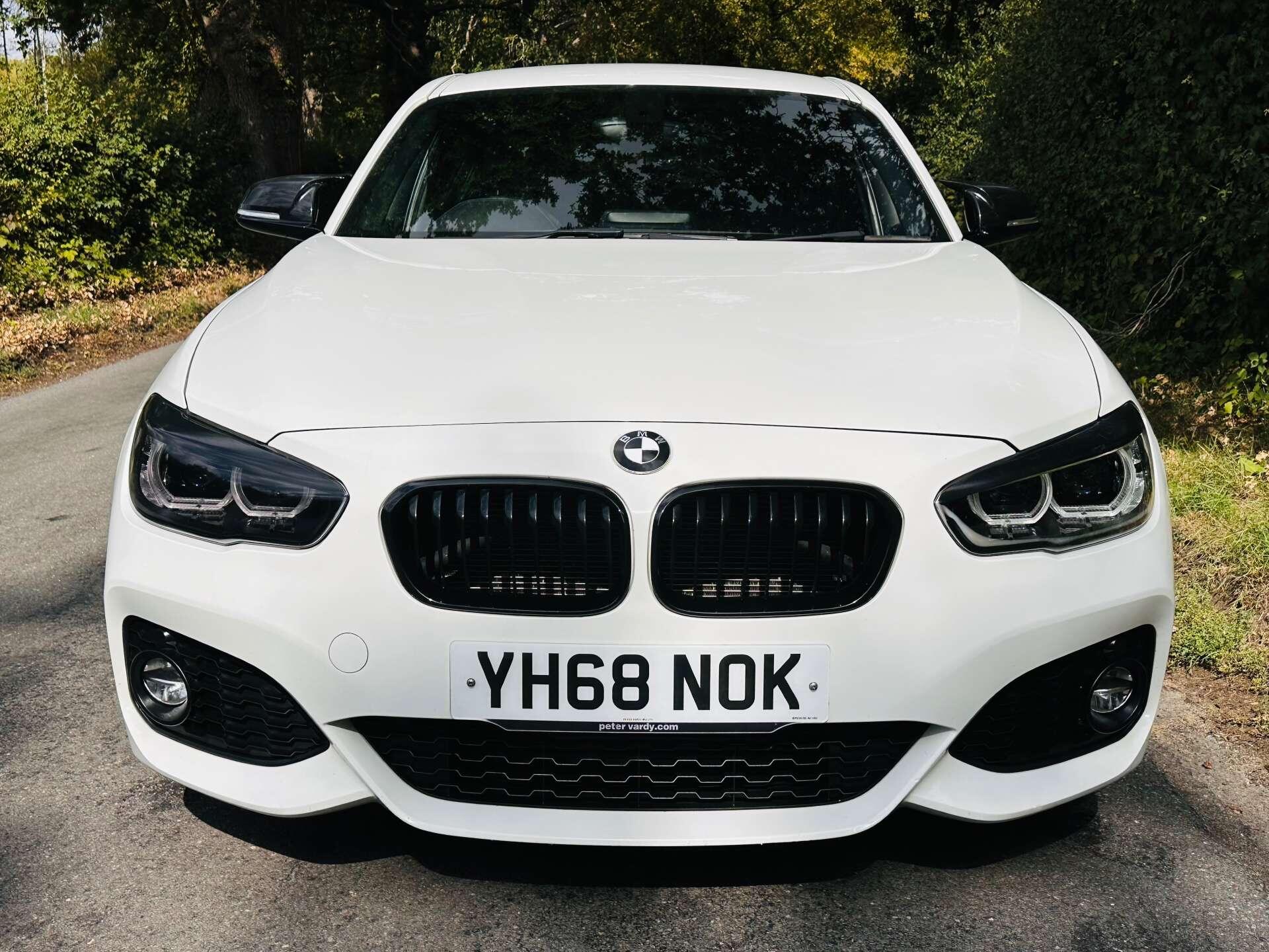 BMW 1 Series view 3