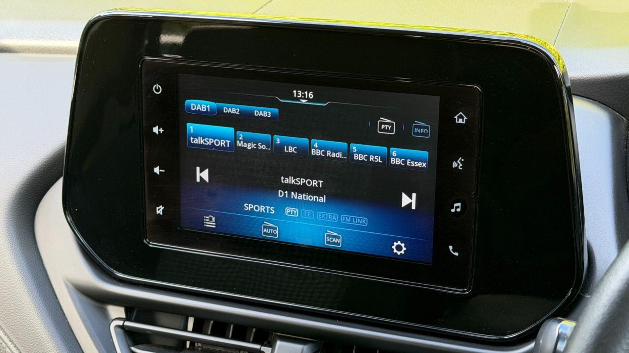 Suzuki S-Cross view 22