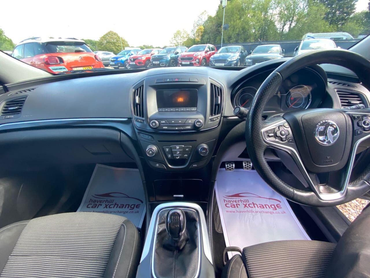Vauxhall Insignia view 28