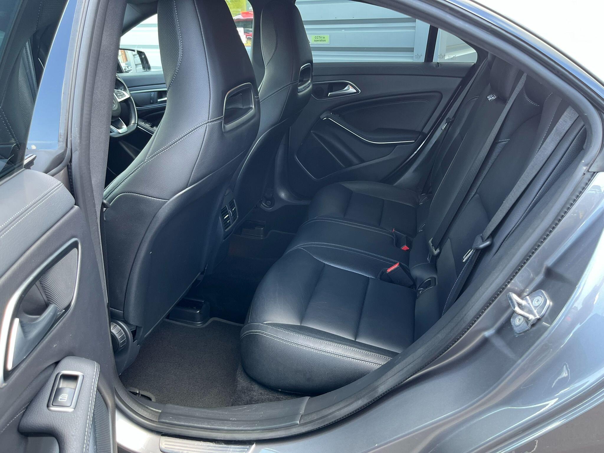 Mercedes-Benz Cla view 28