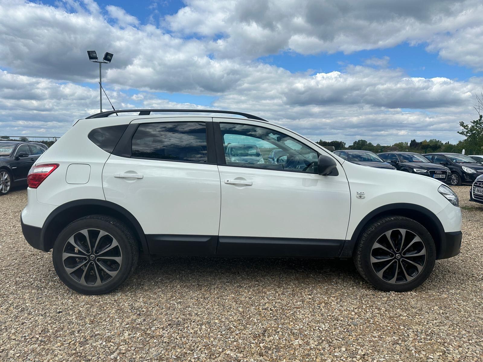 Nissan Qashqai view 5