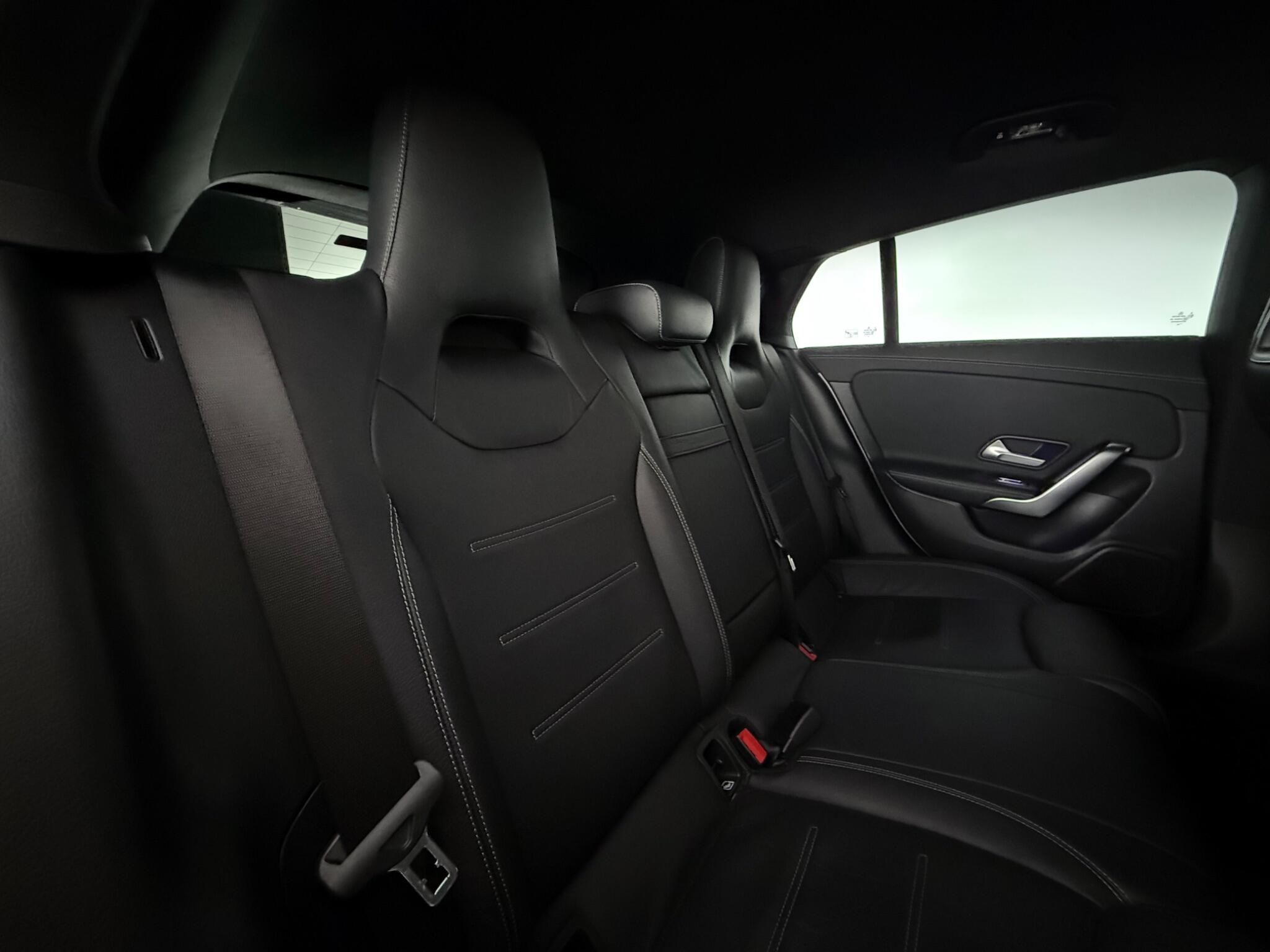 Mercedes-Benz CLA view 34