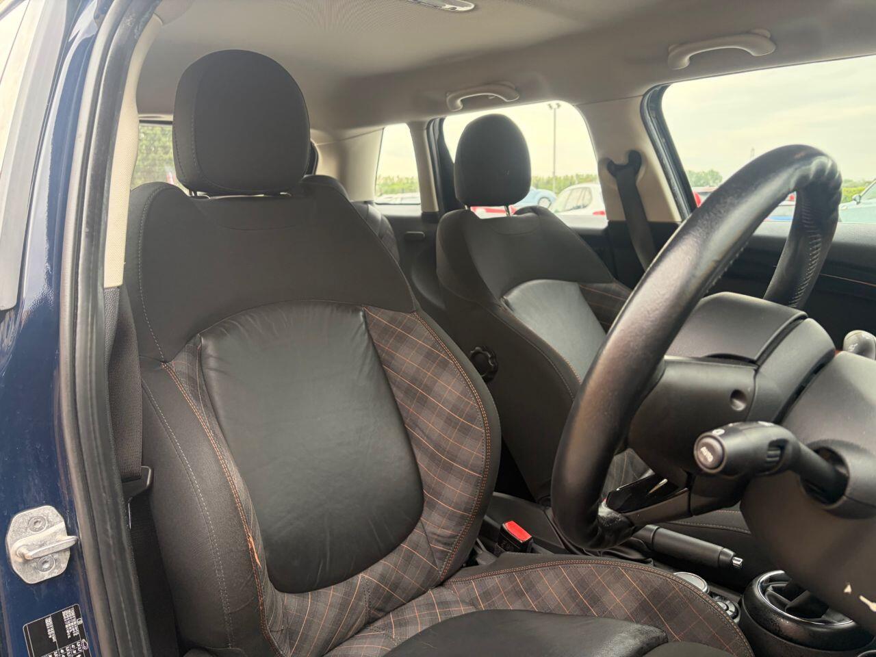 MINI Hatch view 18
