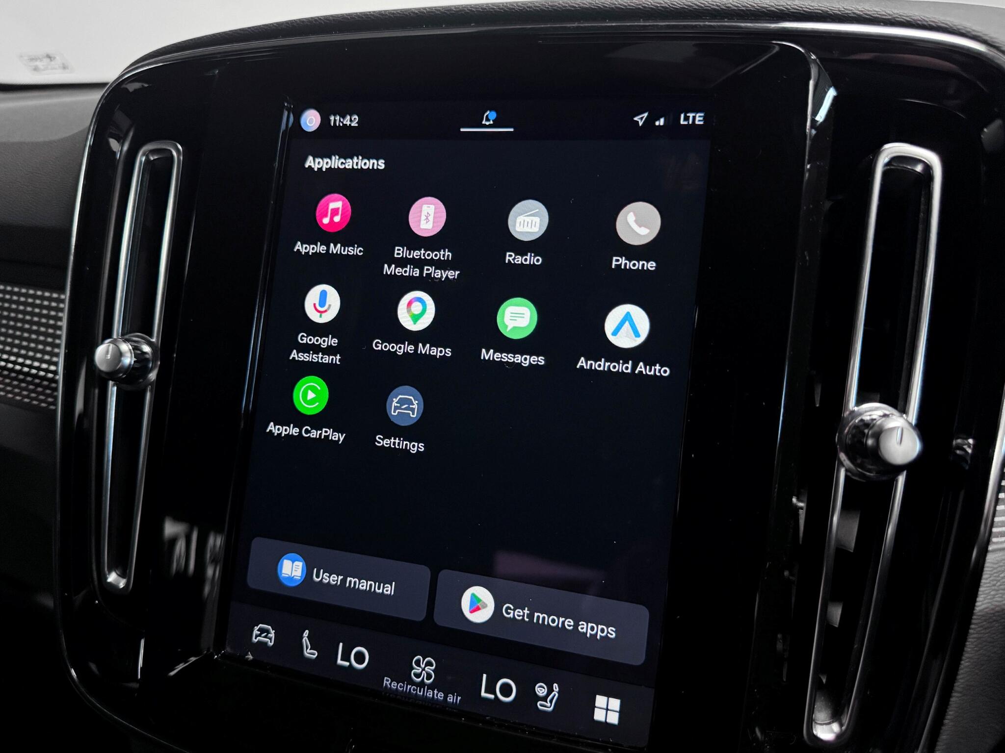 Volvo XC40 view 39