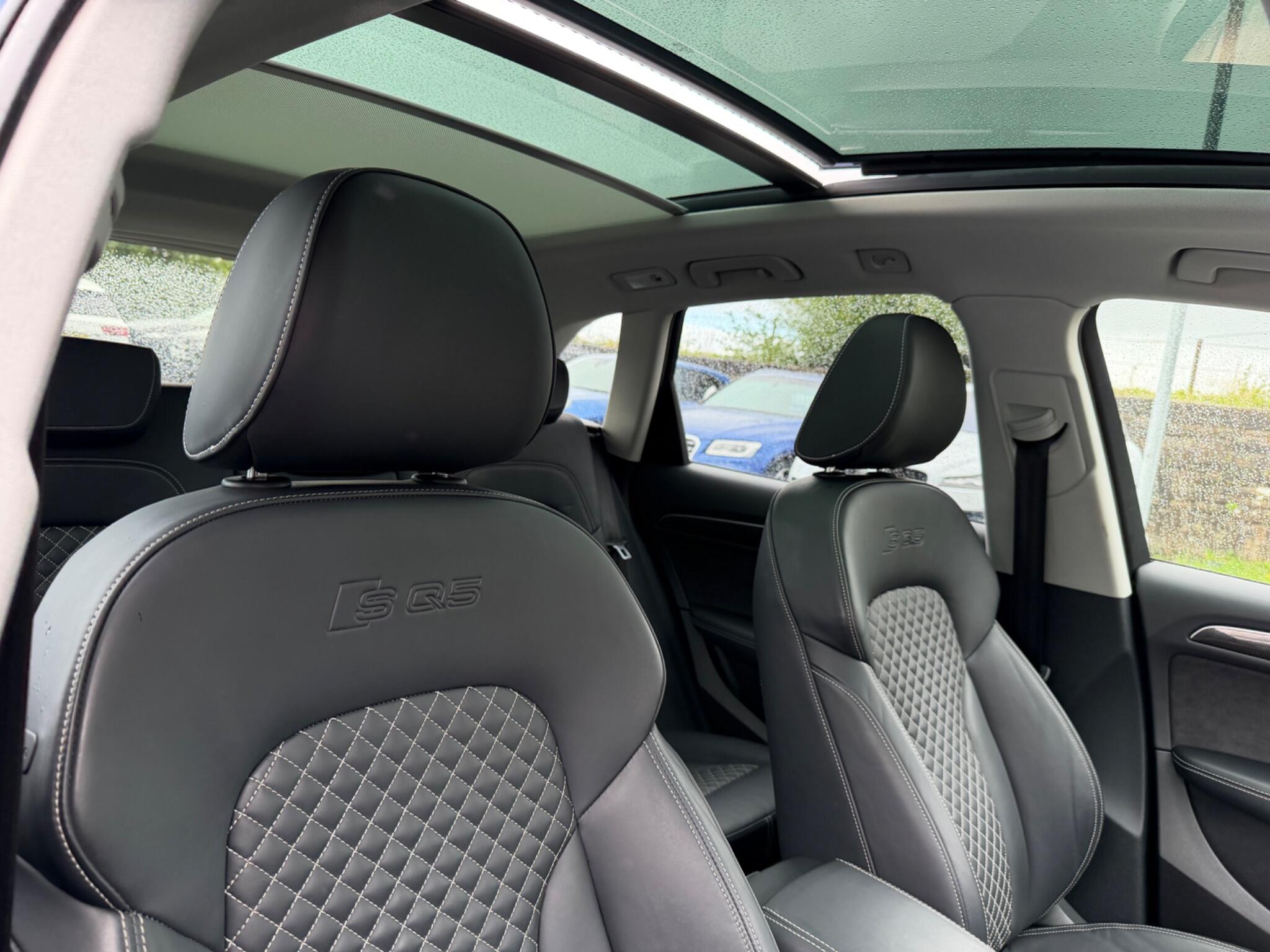 Audi SQ5 view 20
