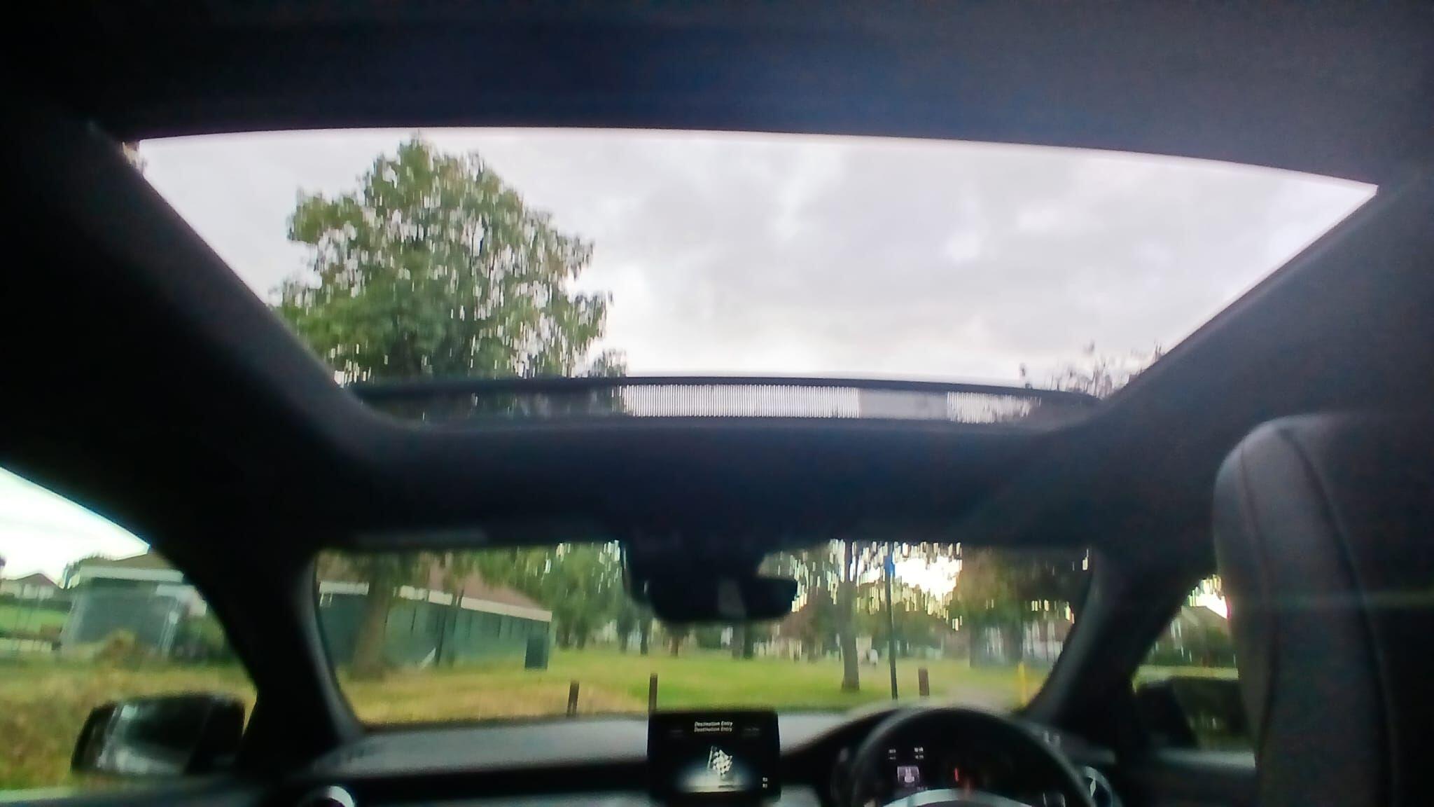 Mercedes-Benz Gla view 65