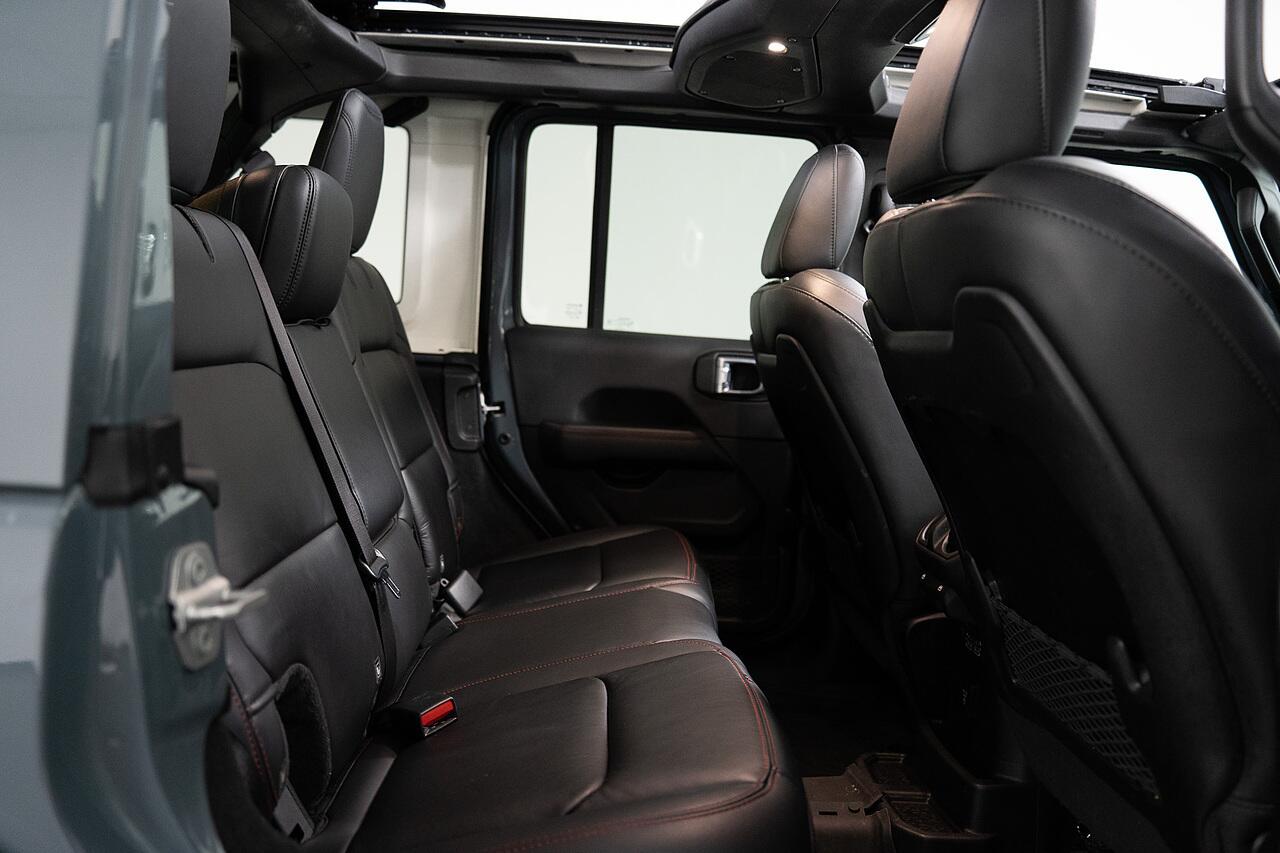 Jeep Wrangler view 21