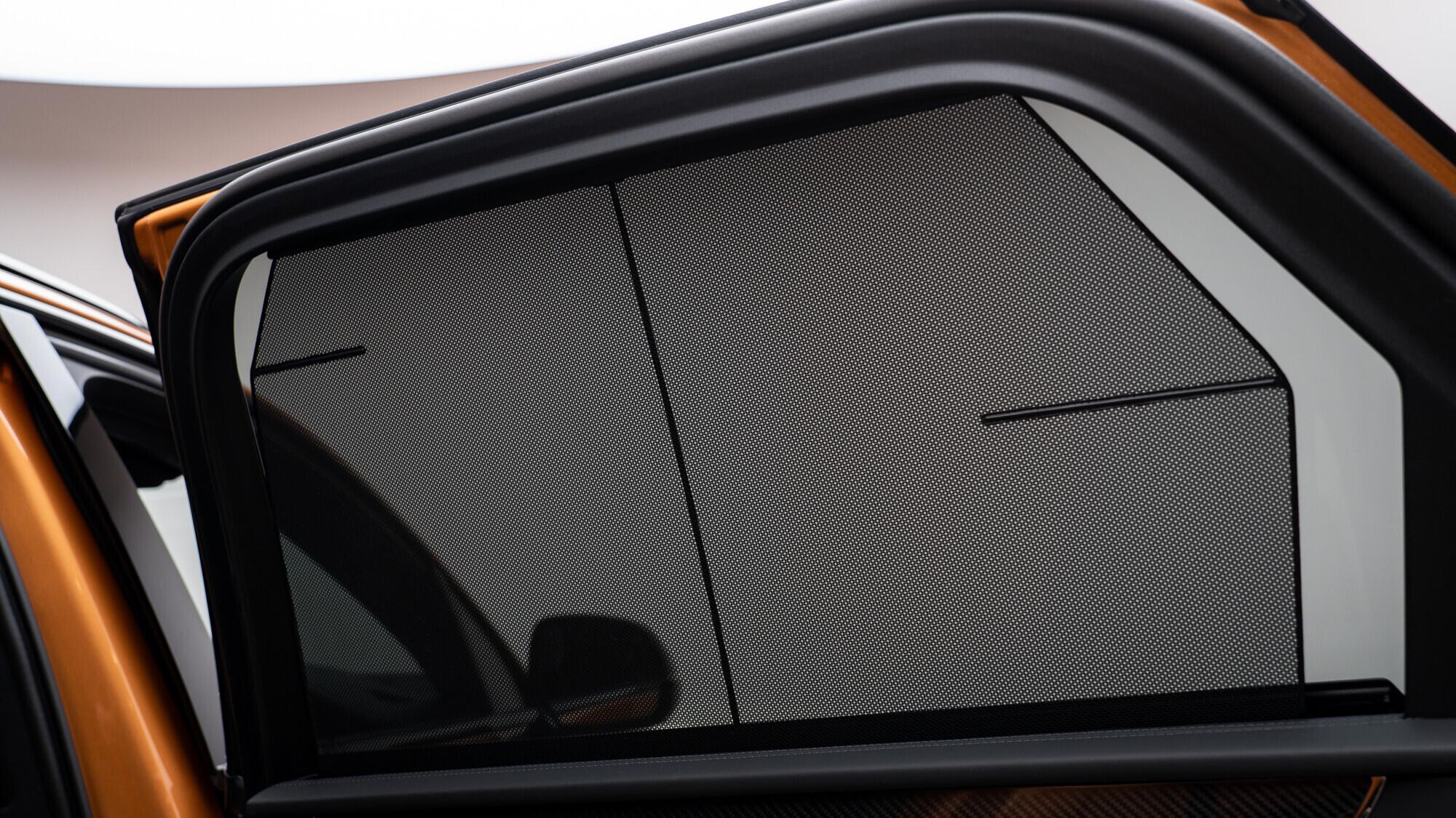 Bentley Bentayga view 24