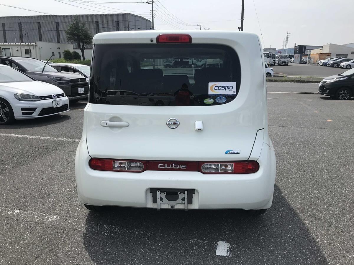Nissan Cube view 6