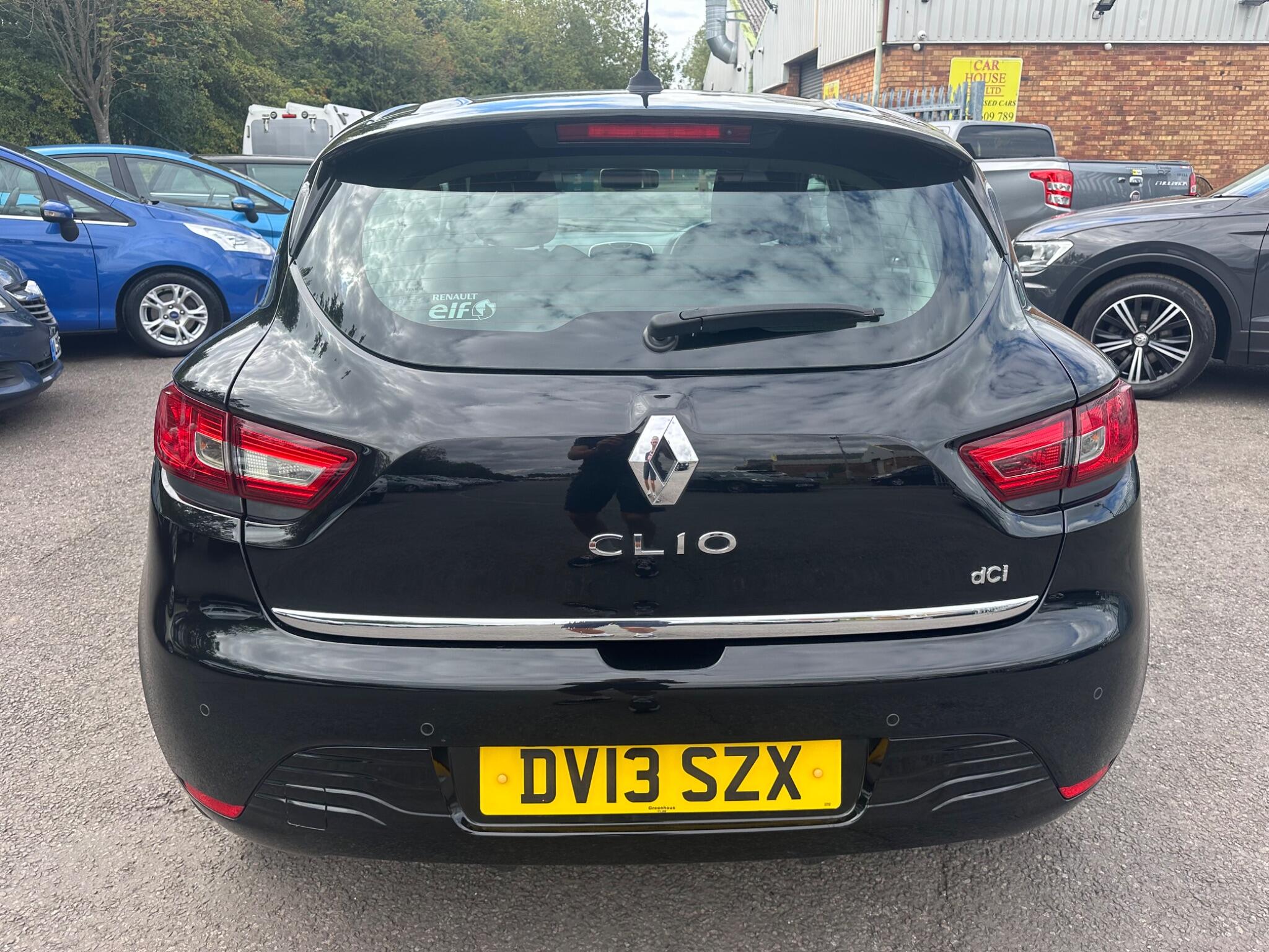 Renault Clio view 6