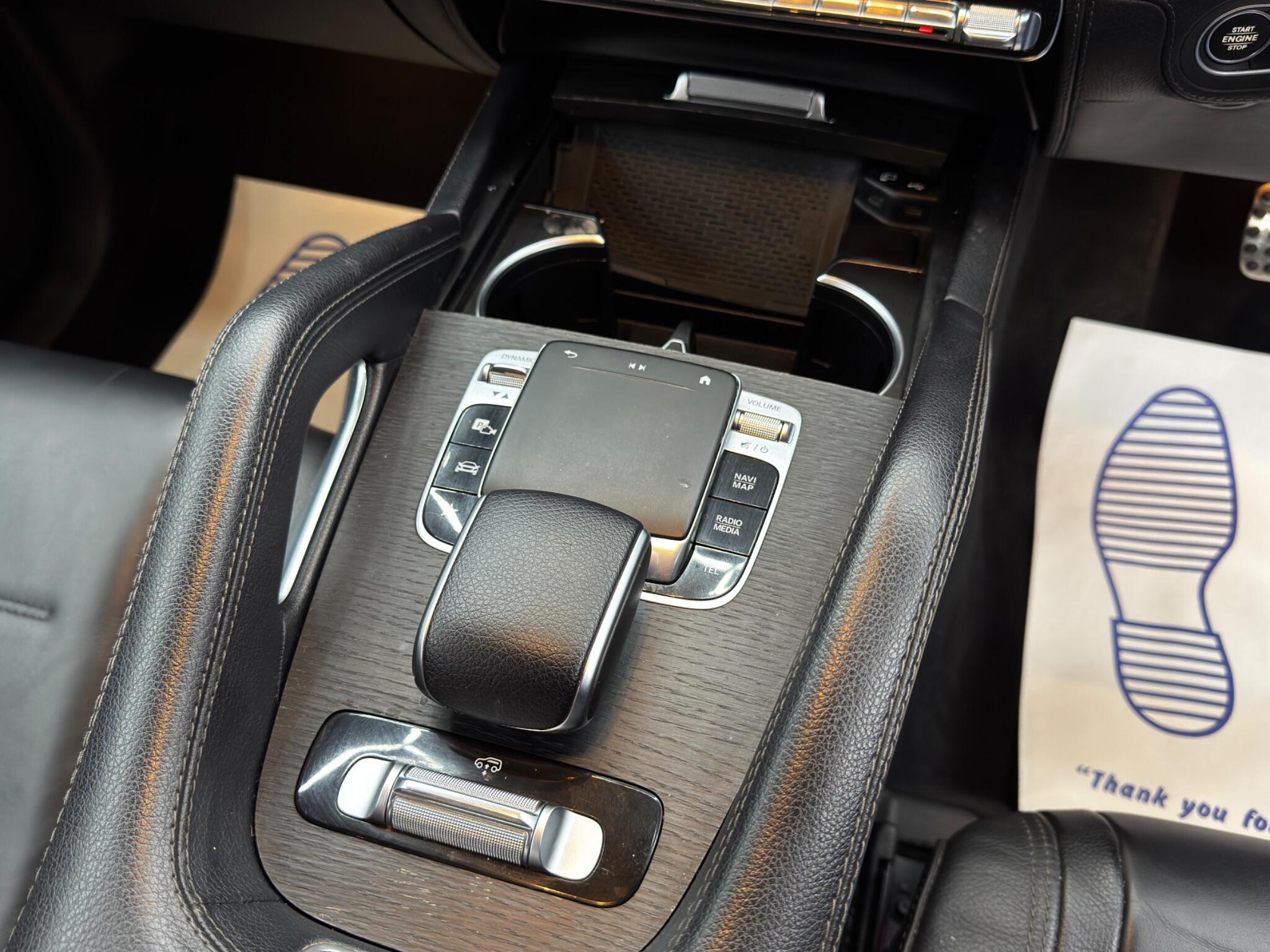 Mercedes-Benz Gle view 25