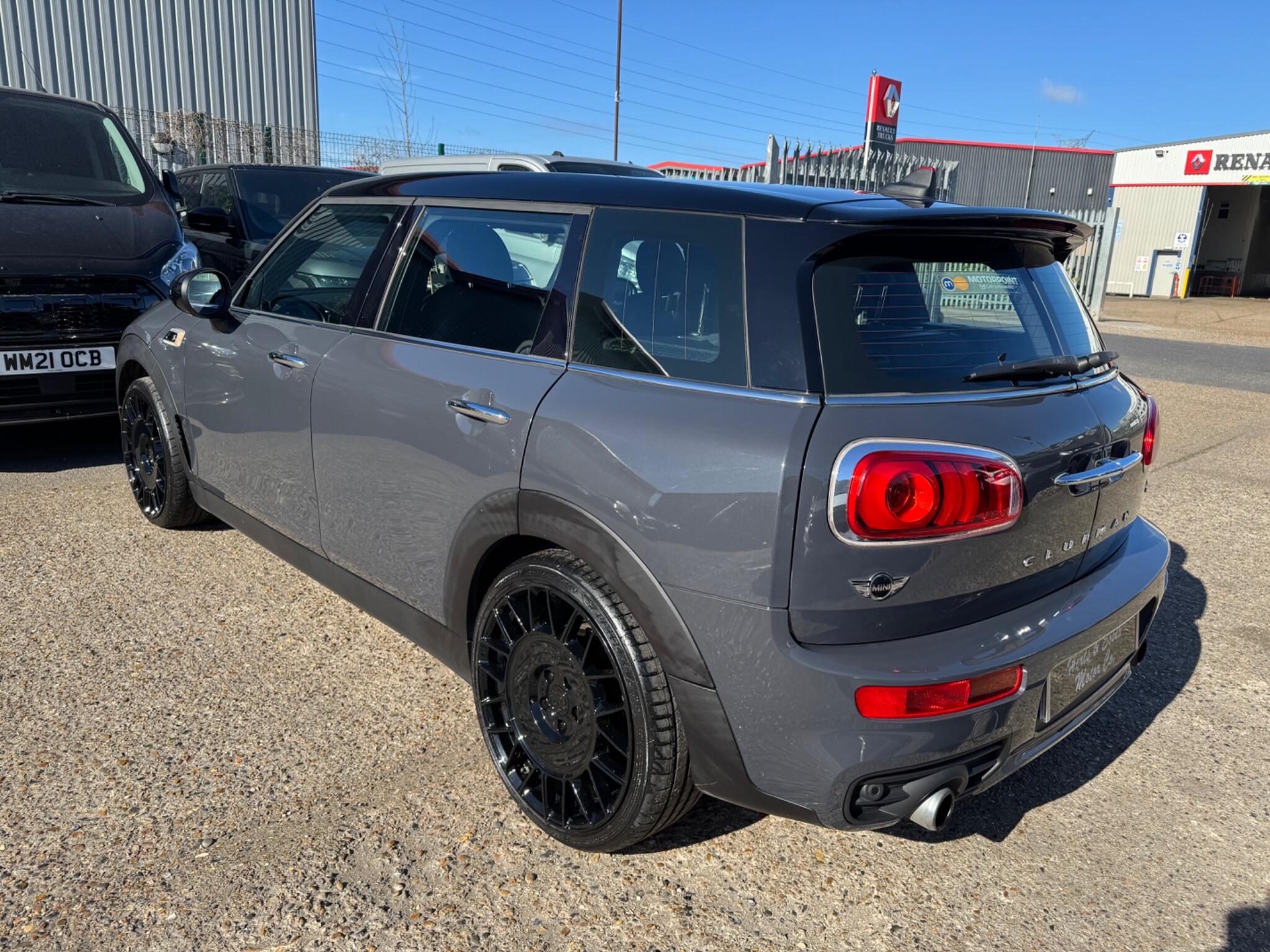 Mini Clubman view 4