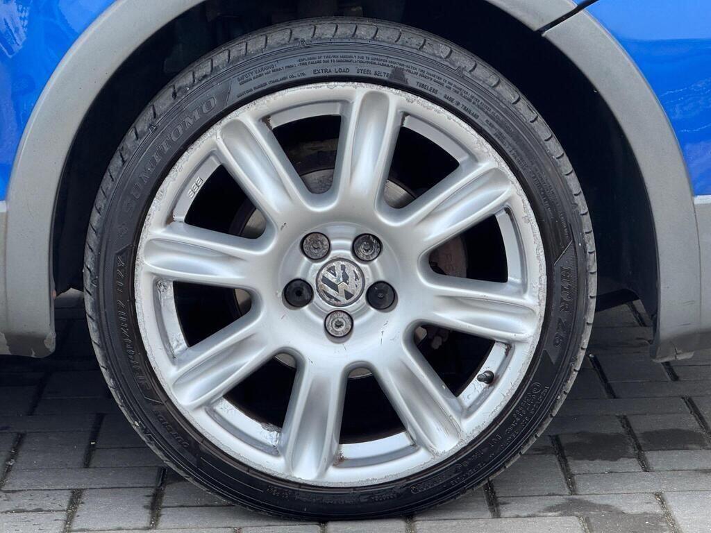 Volkswagen Polo view 9
