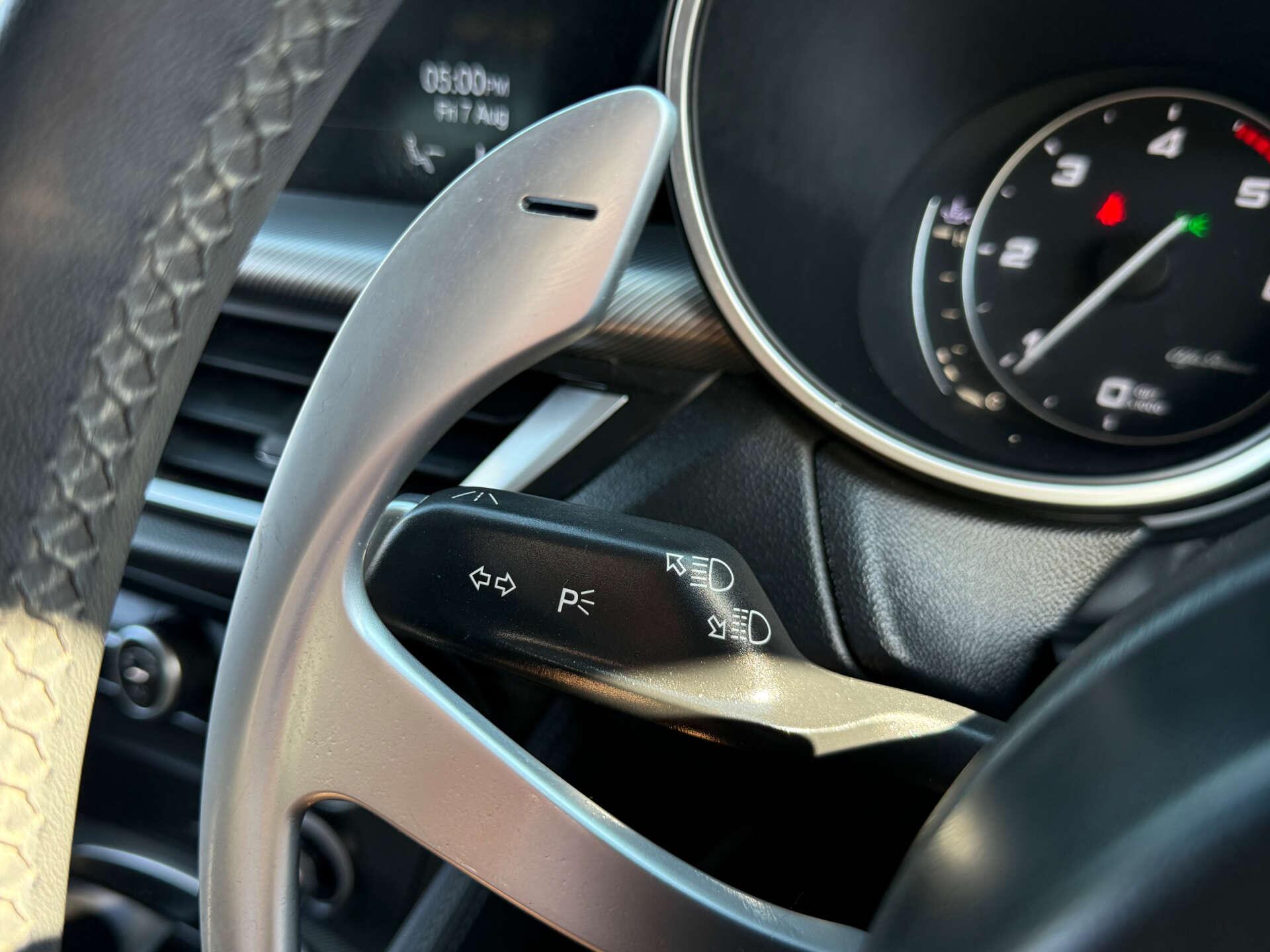 Alfa Romeo Stelvio view 47