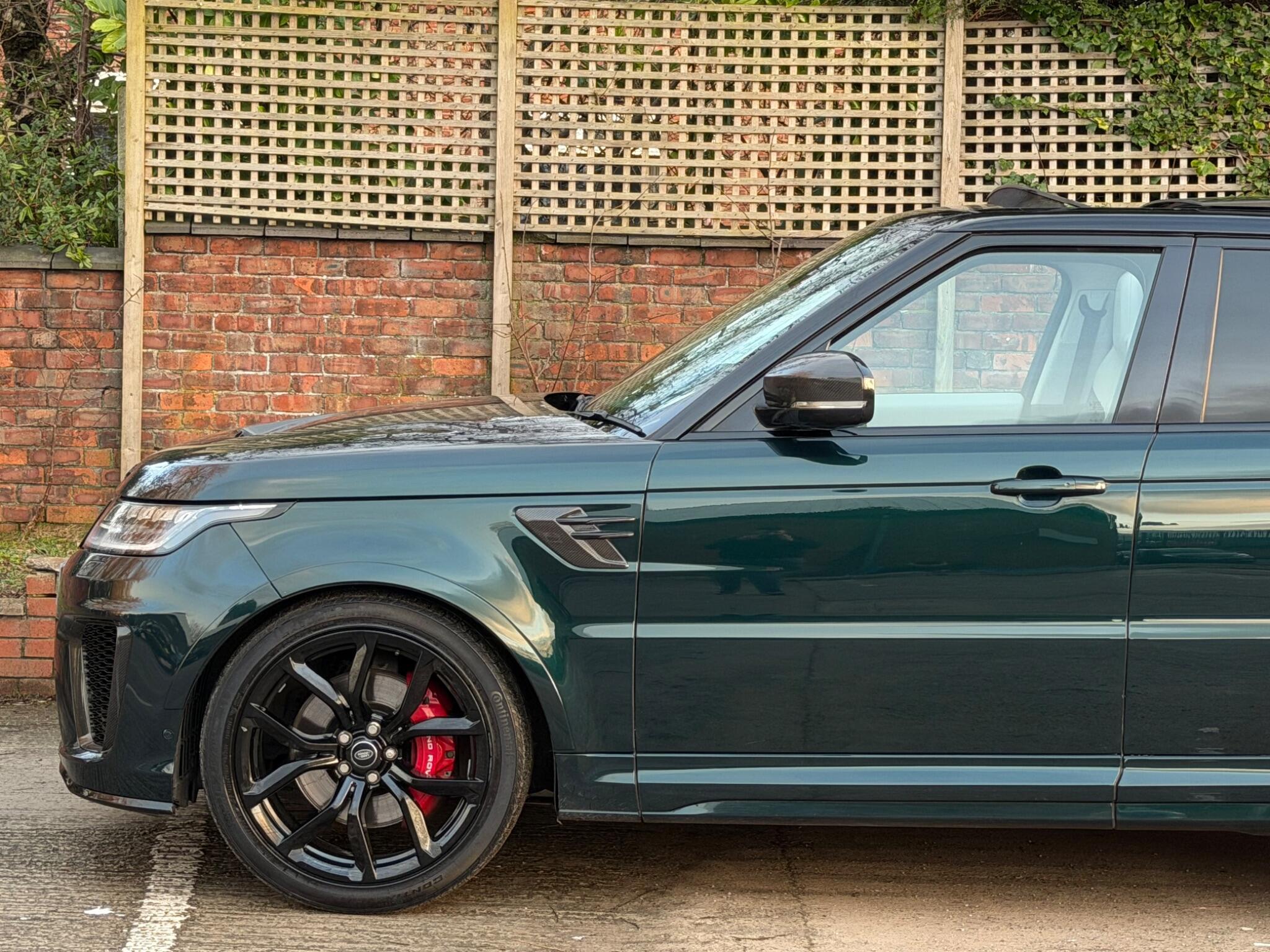 Land Rover Range Rover Sport view 13