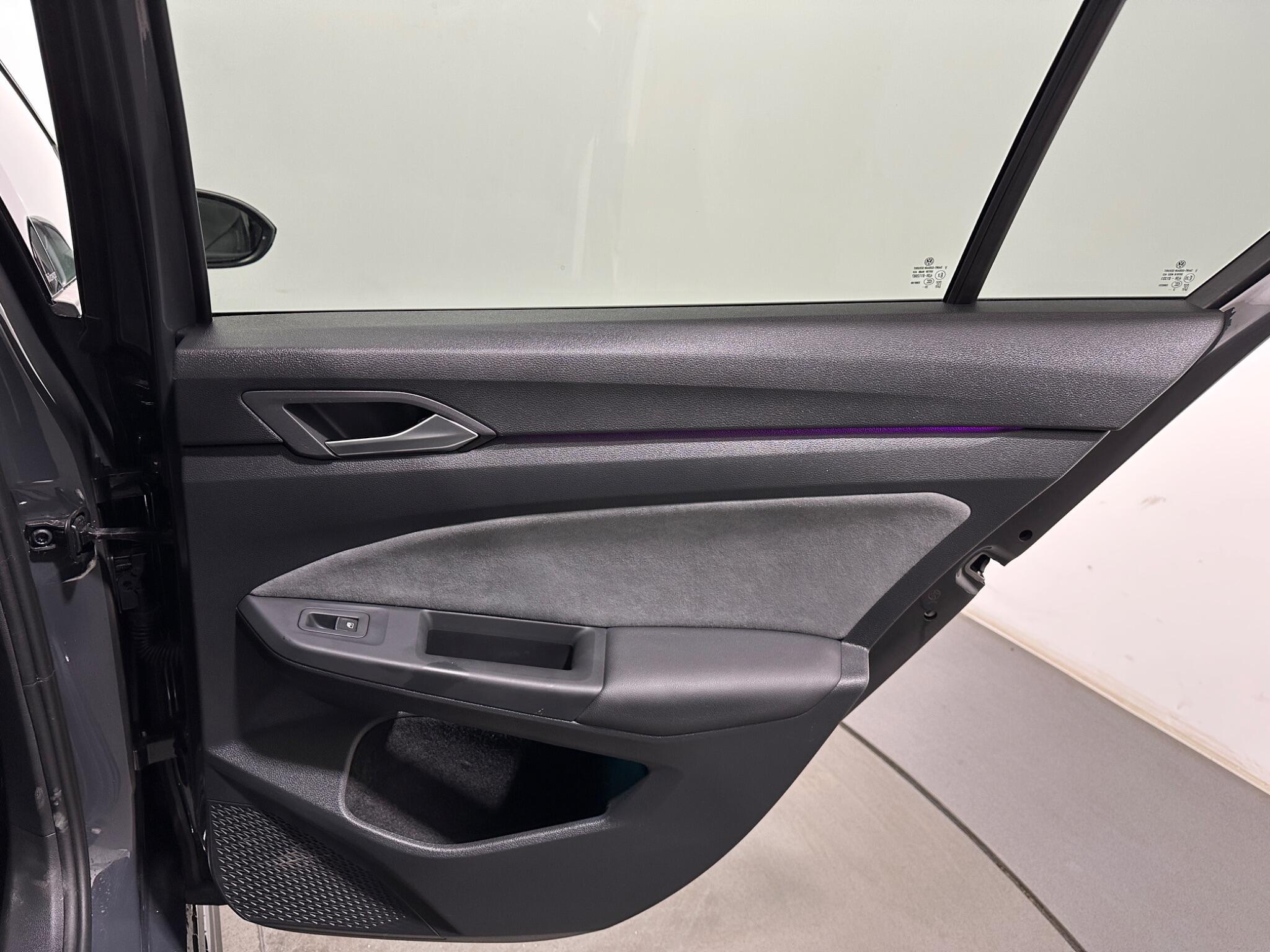 Volkswagen Golf view 41