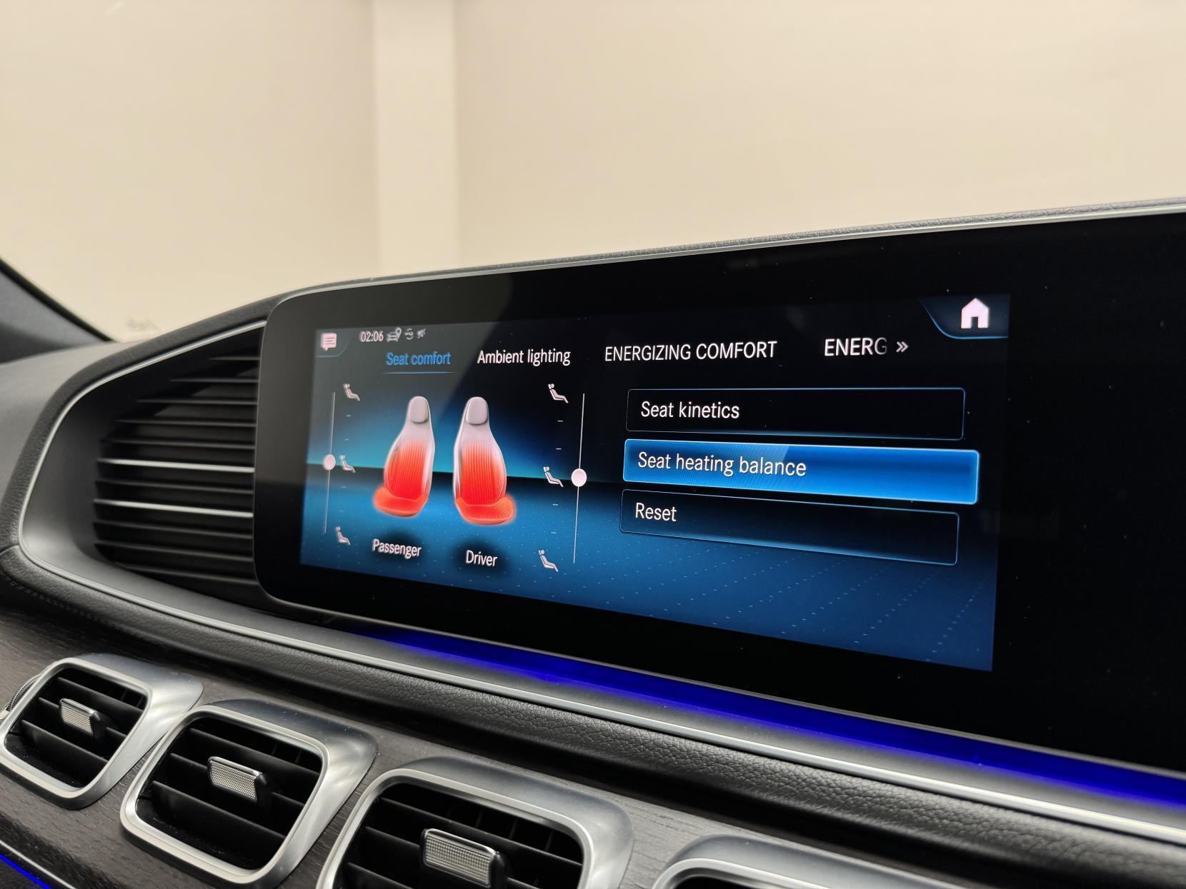 Mercedes-Benz Gle view 32