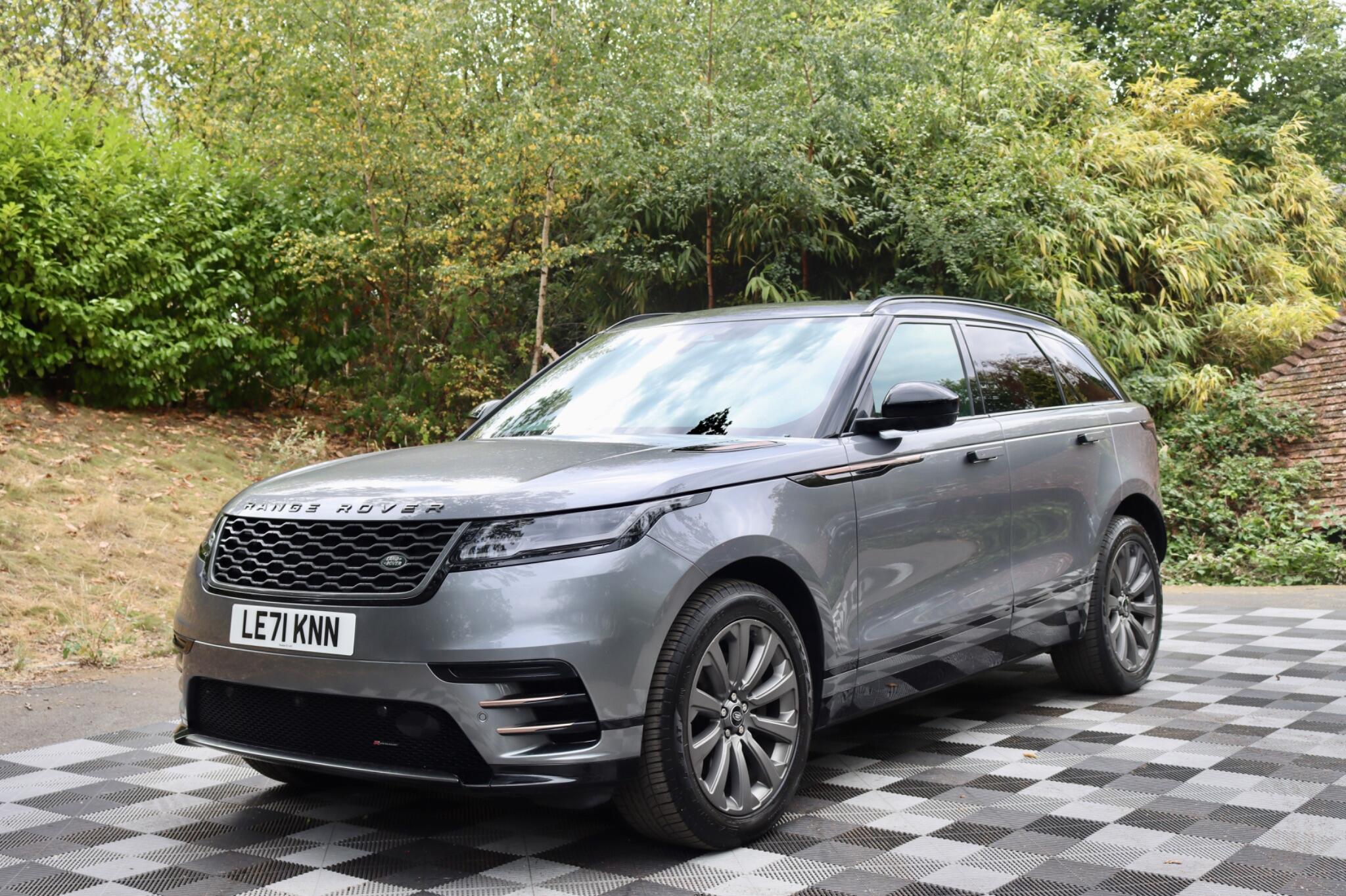 Land Rover Range Rover Velar view 15