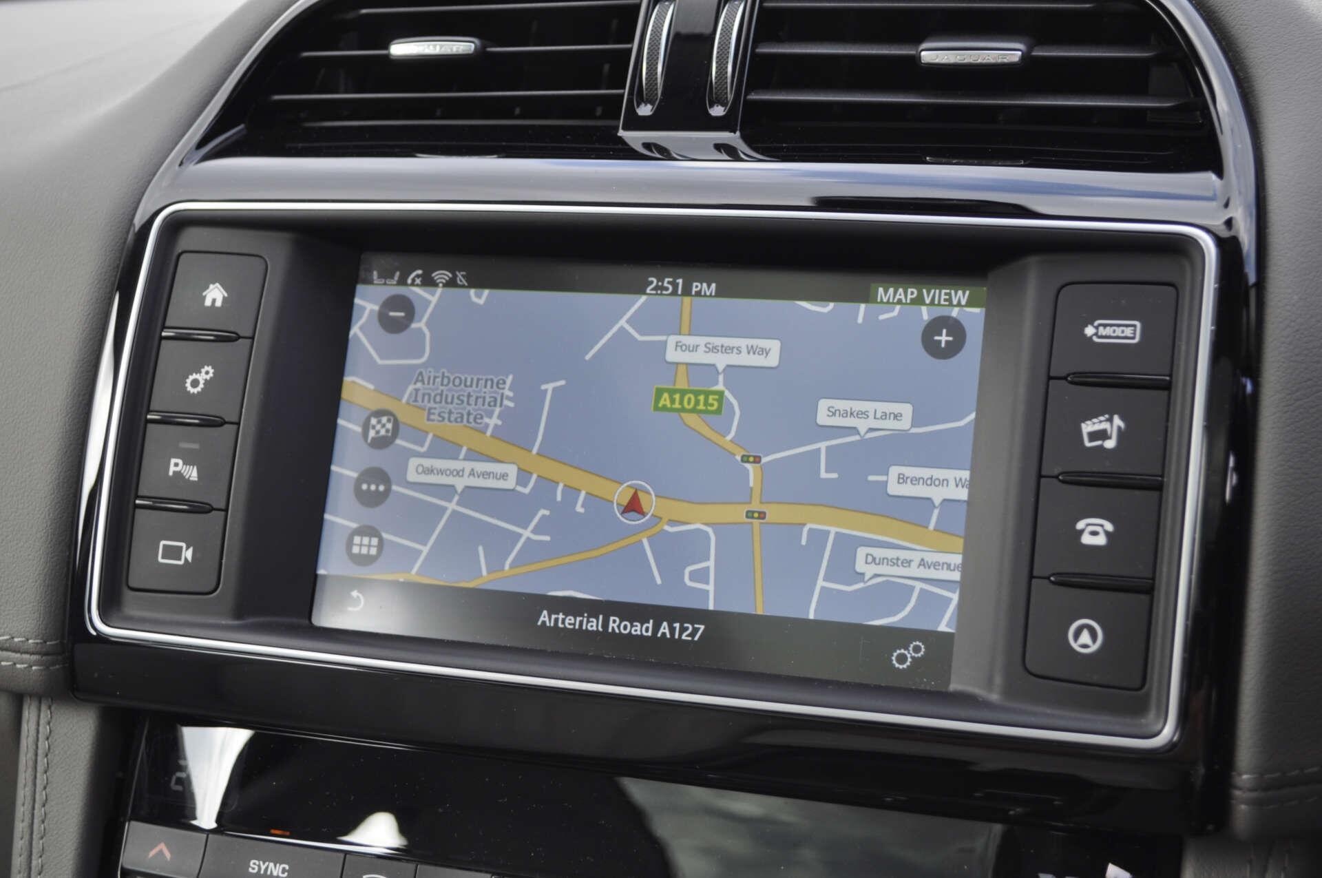Jaguar F-Pace view 18