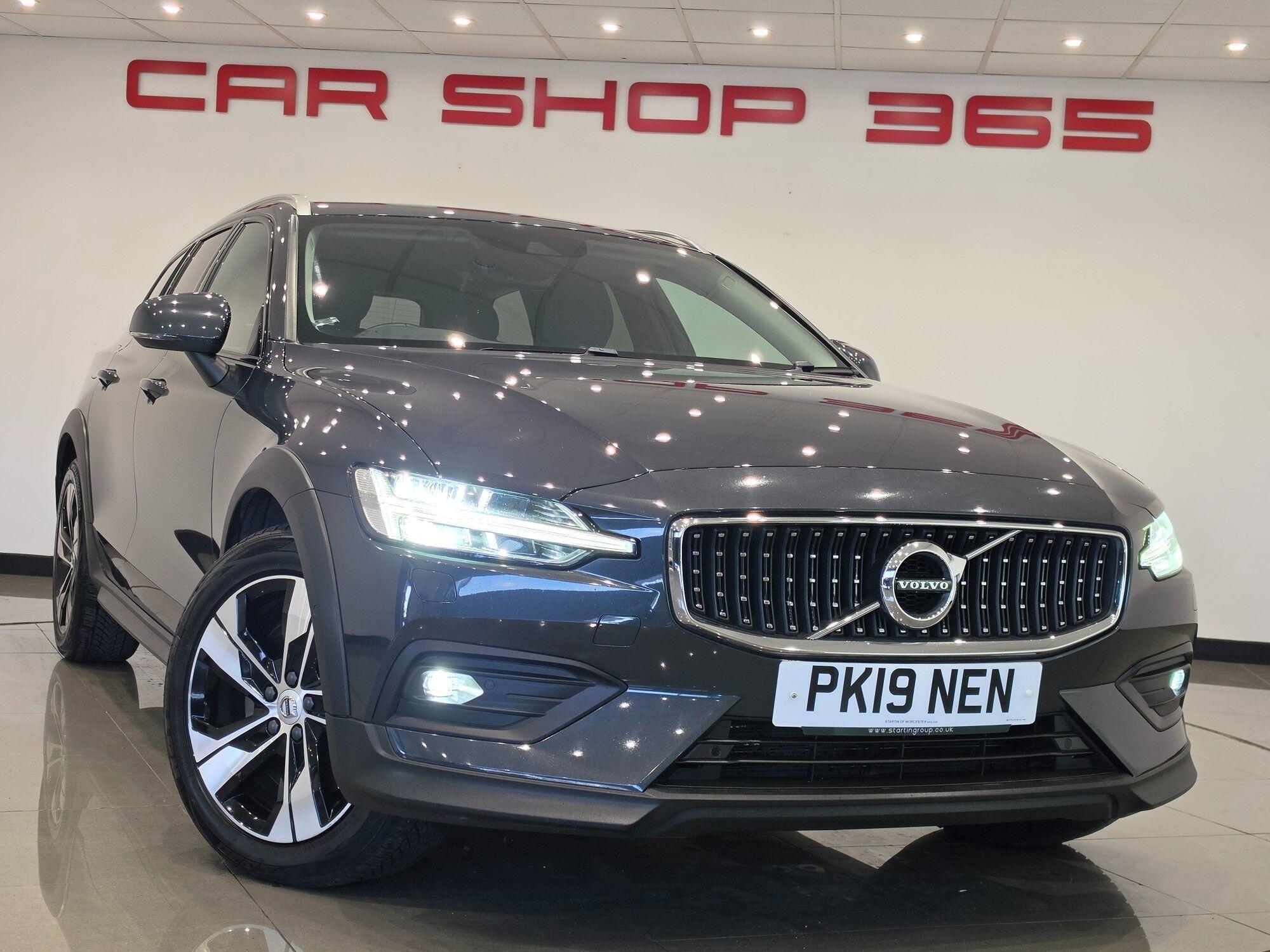 Volvo V60 Cross Country view 10