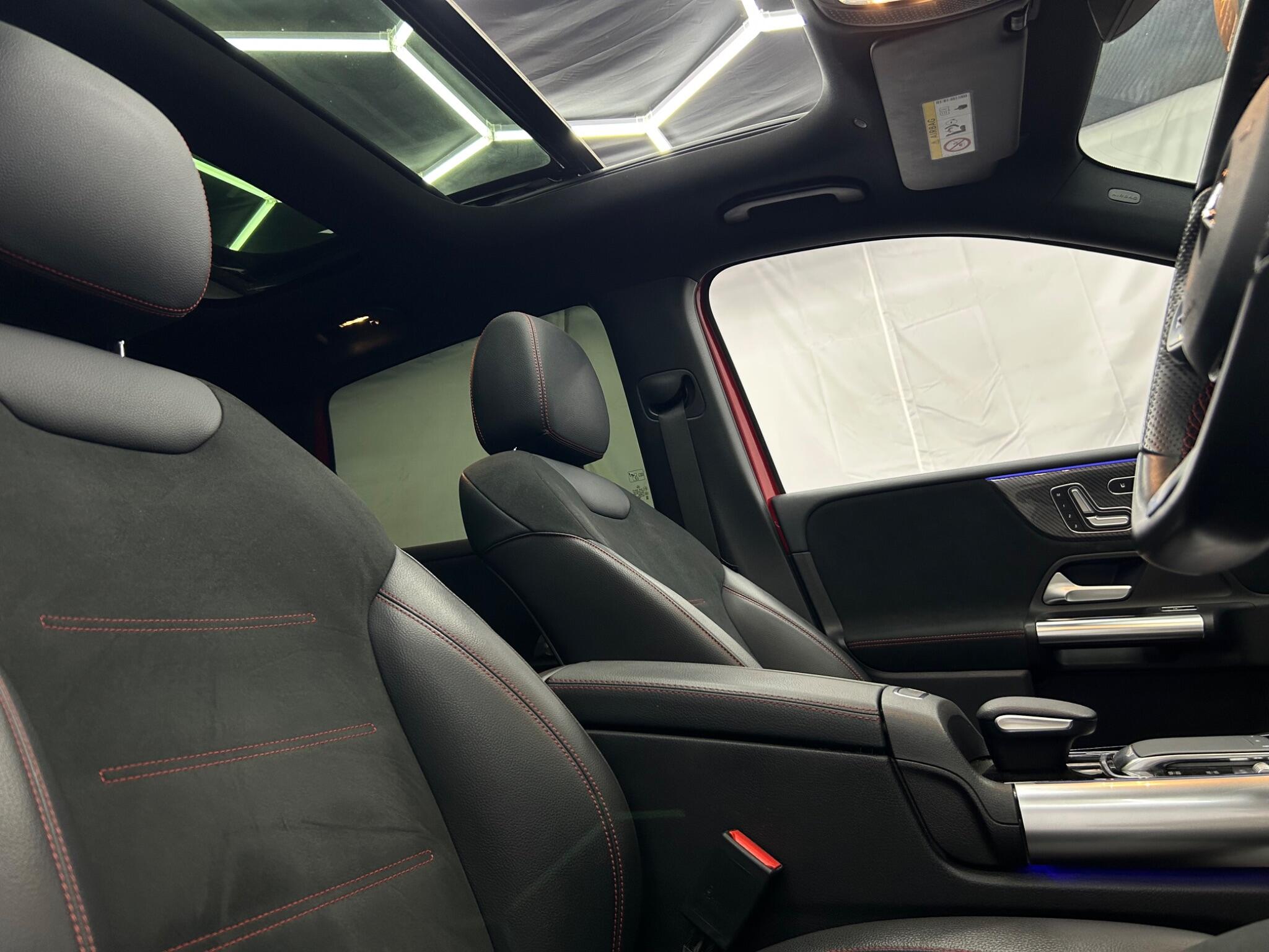 Mercedes-Benz B Class view 21
