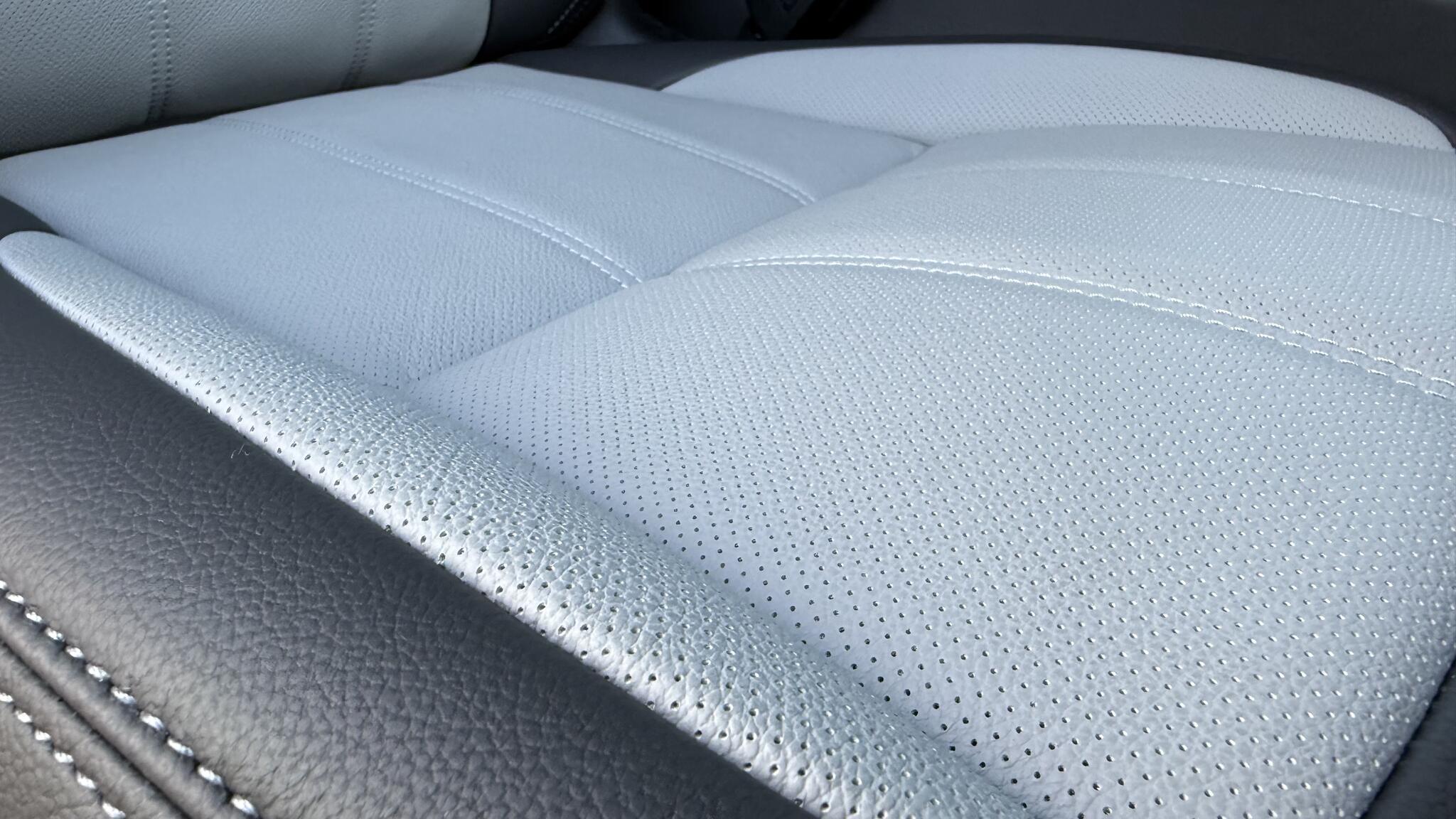Land Rover Range Rover Evoque view 55