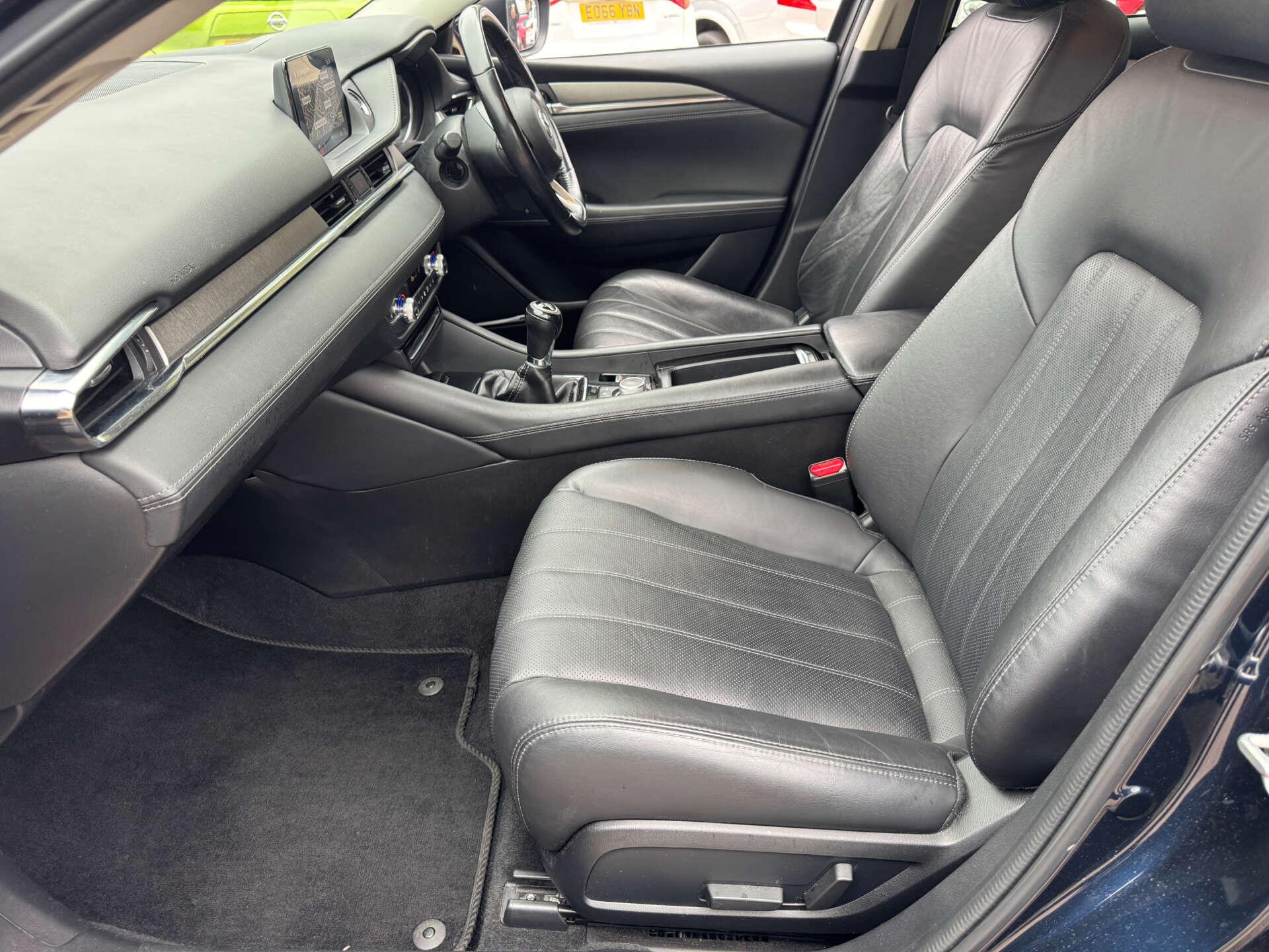 Mazda Mazda6 view 31