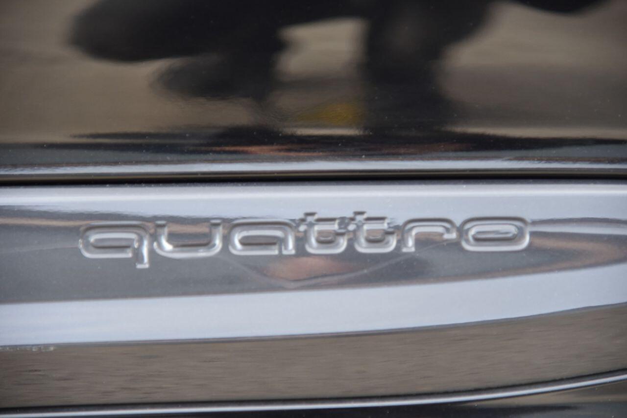 Audi Q7 view 60