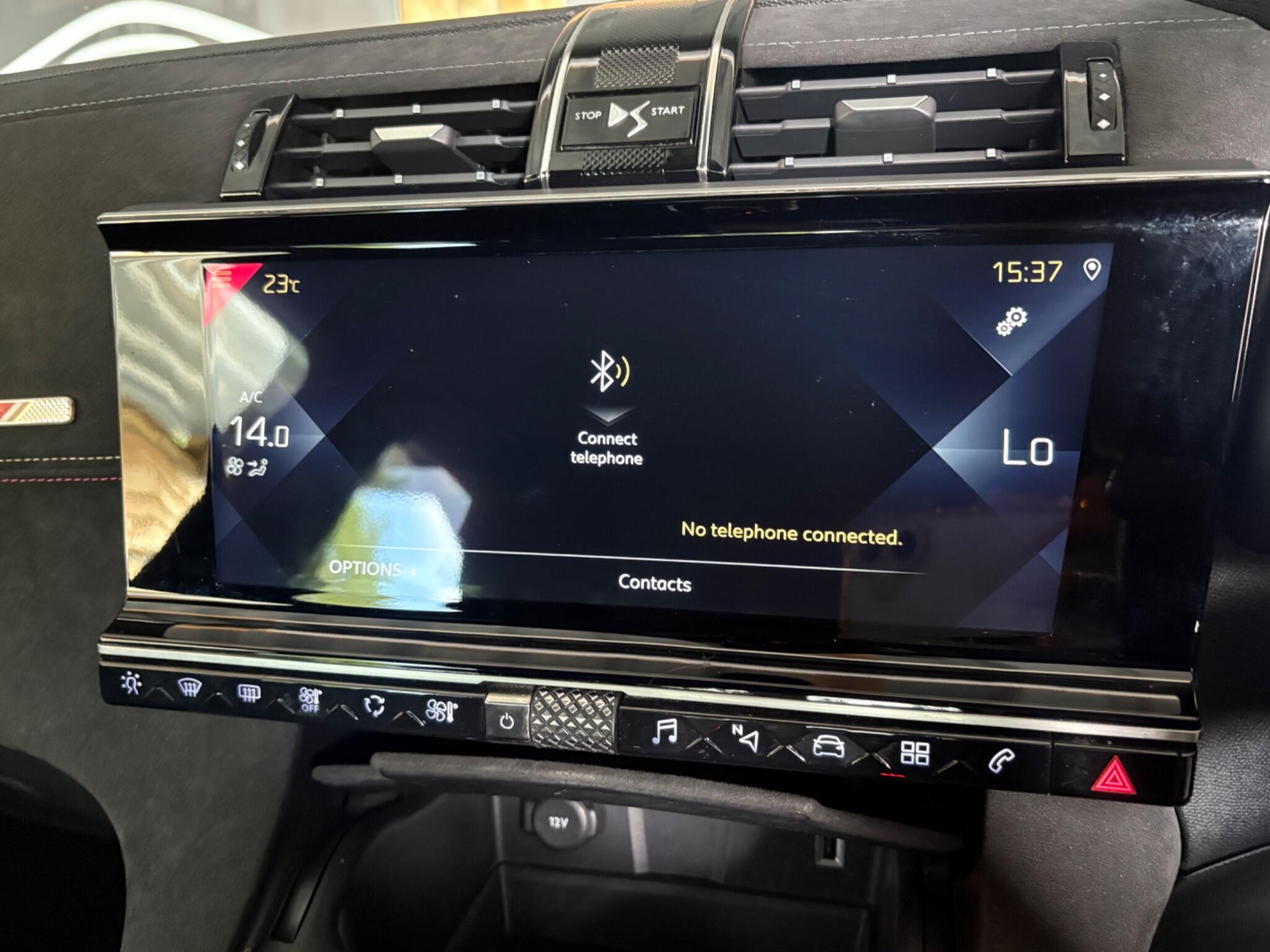 DS Automobiles DS 7 Crossback view 22