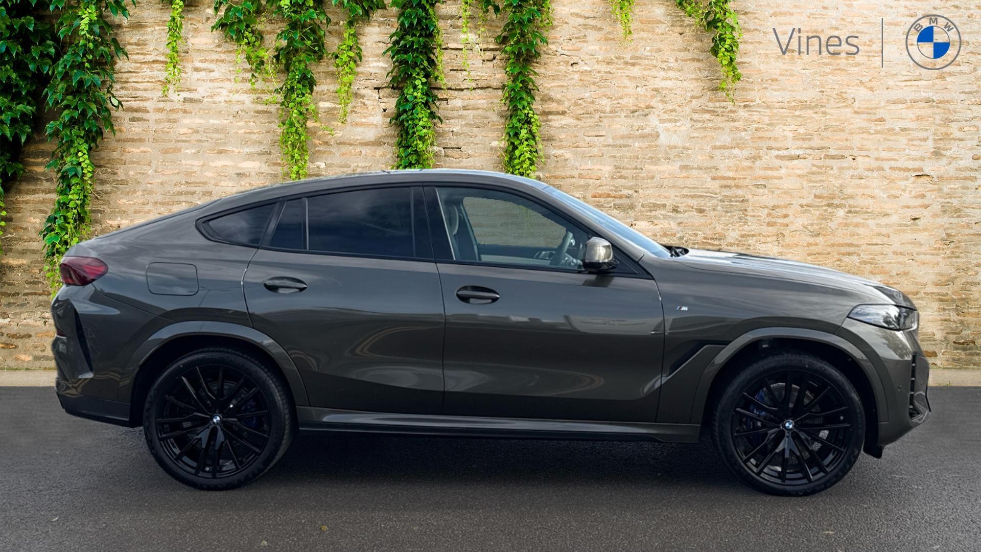 BMW X6 view 2