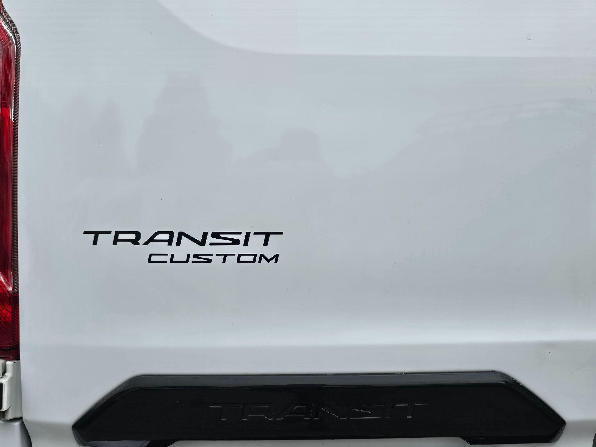 Ford Transit Custom view 32