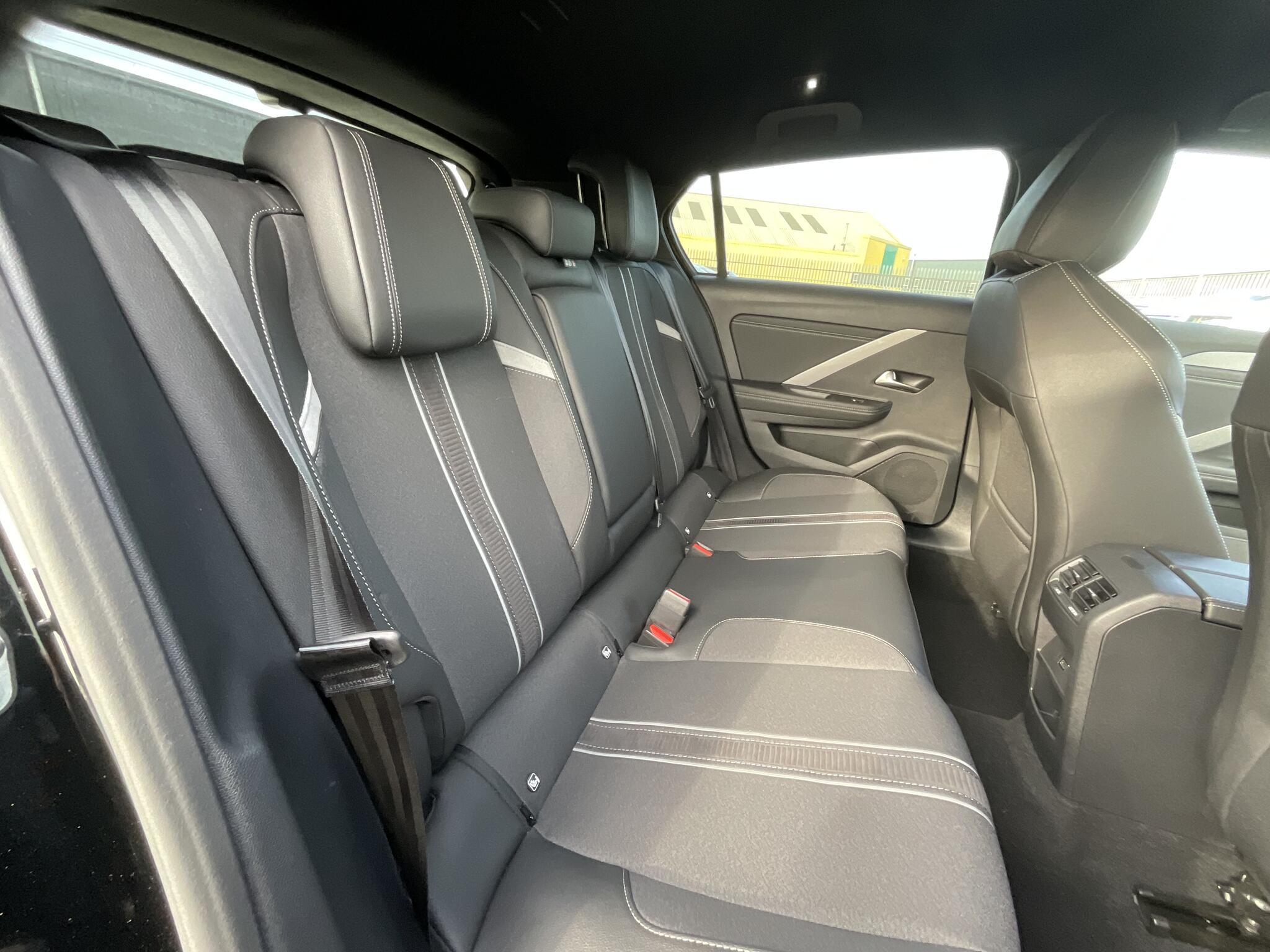 Vauxhall Astra view 11