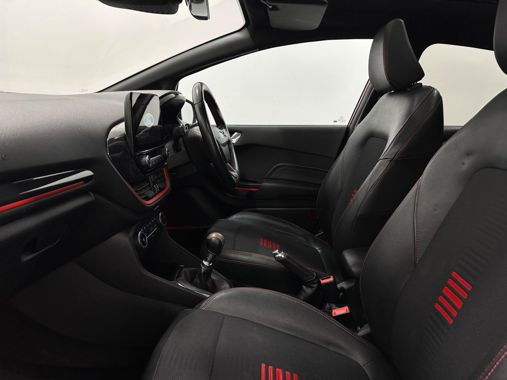 Ford Fiesta view 34