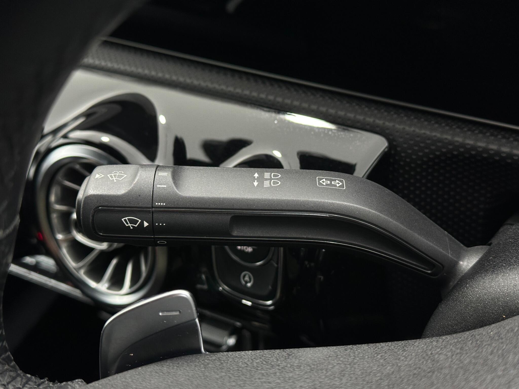 Mercedes-Benz Cla view 14