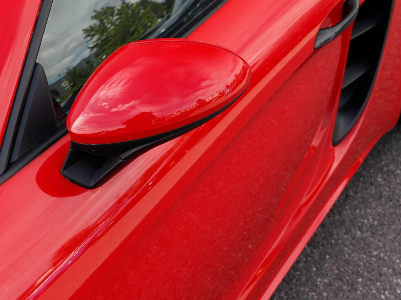 Porsche Cayman view 31