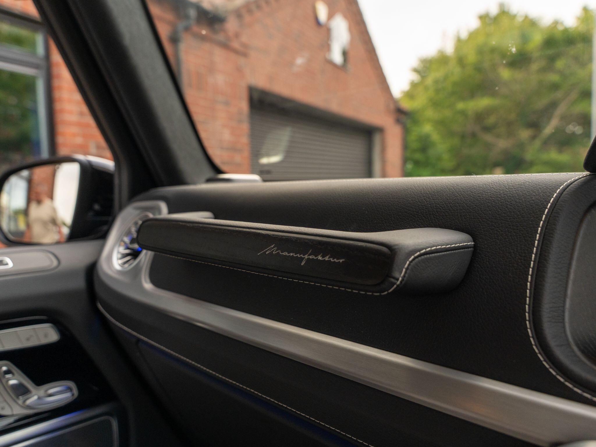Mercedes-Benz G Class view 48