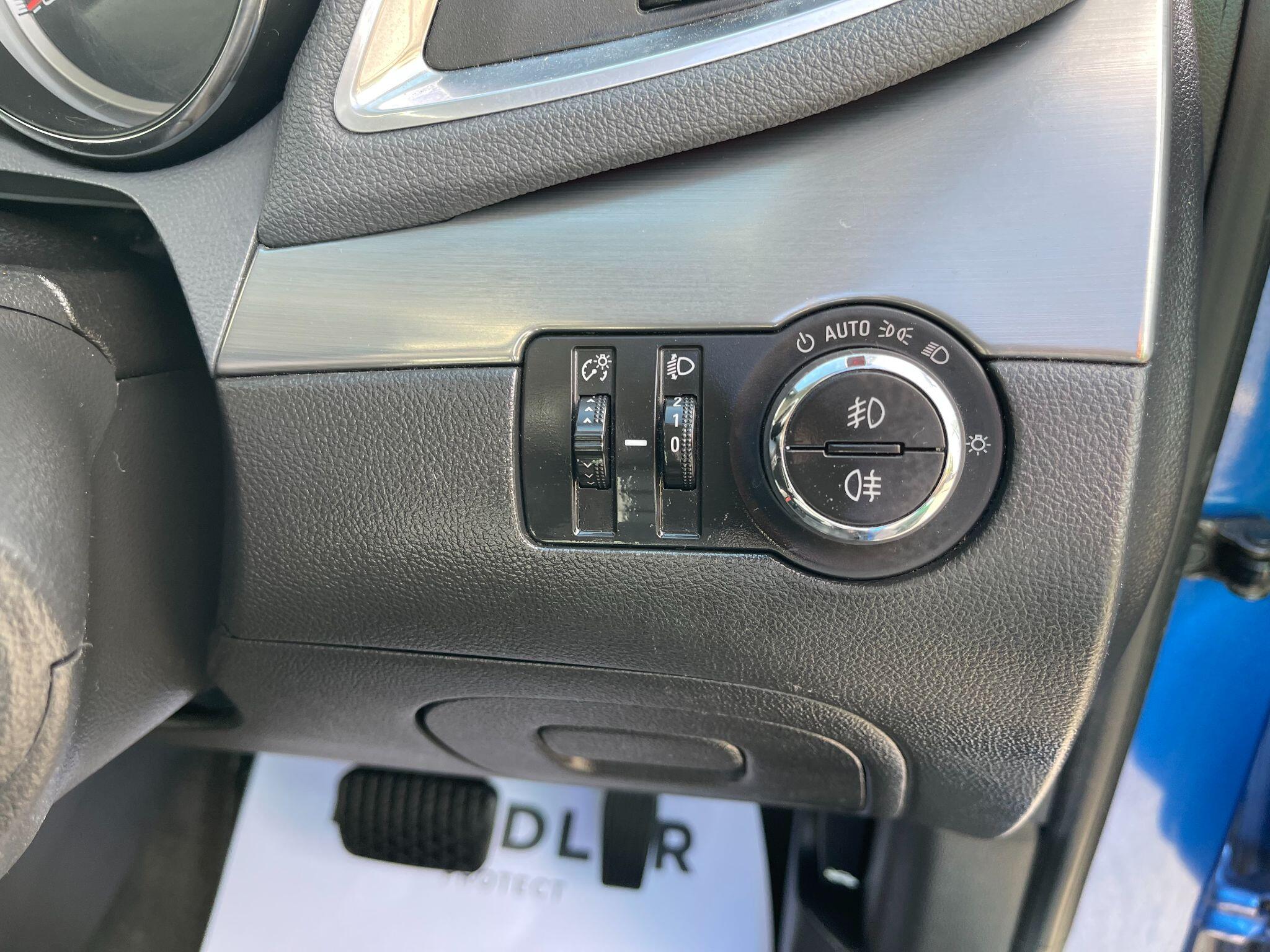 Vauxhall Mokka view 32