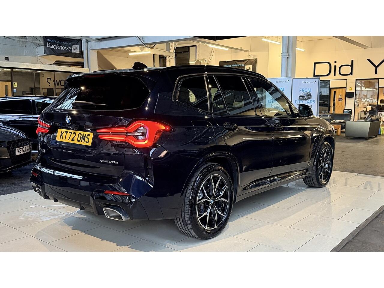 BMW X3 view 6